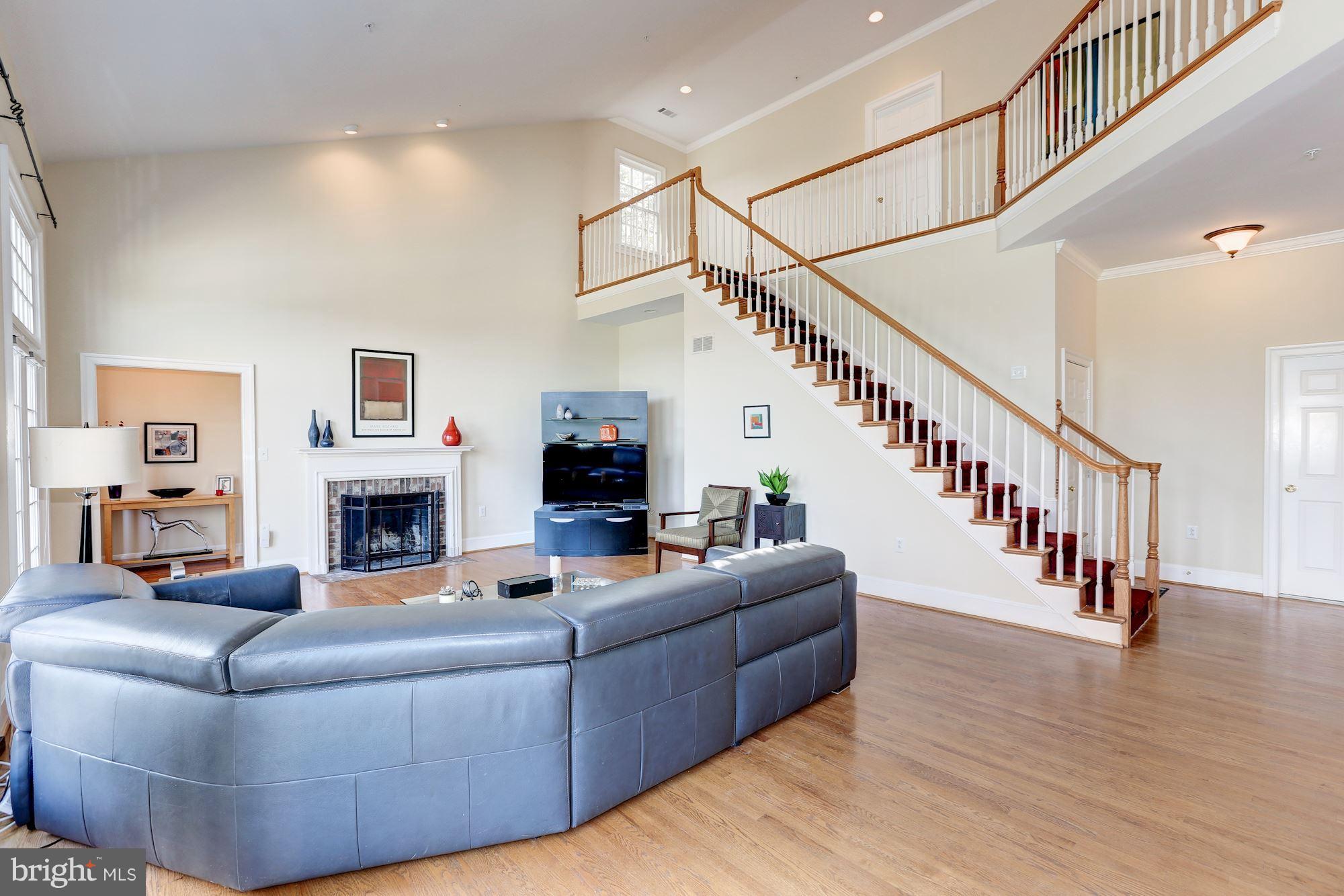 SPRING MEADOWS - Residential