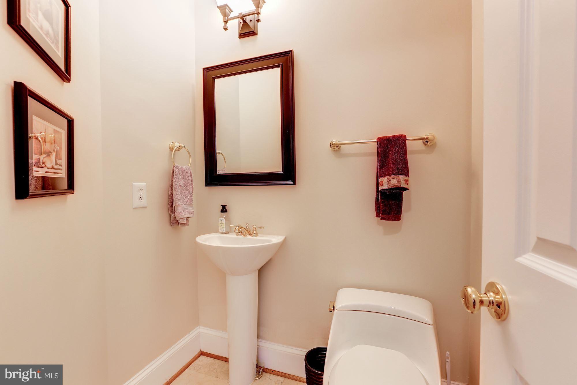 SPRING MEADOWS - Residential