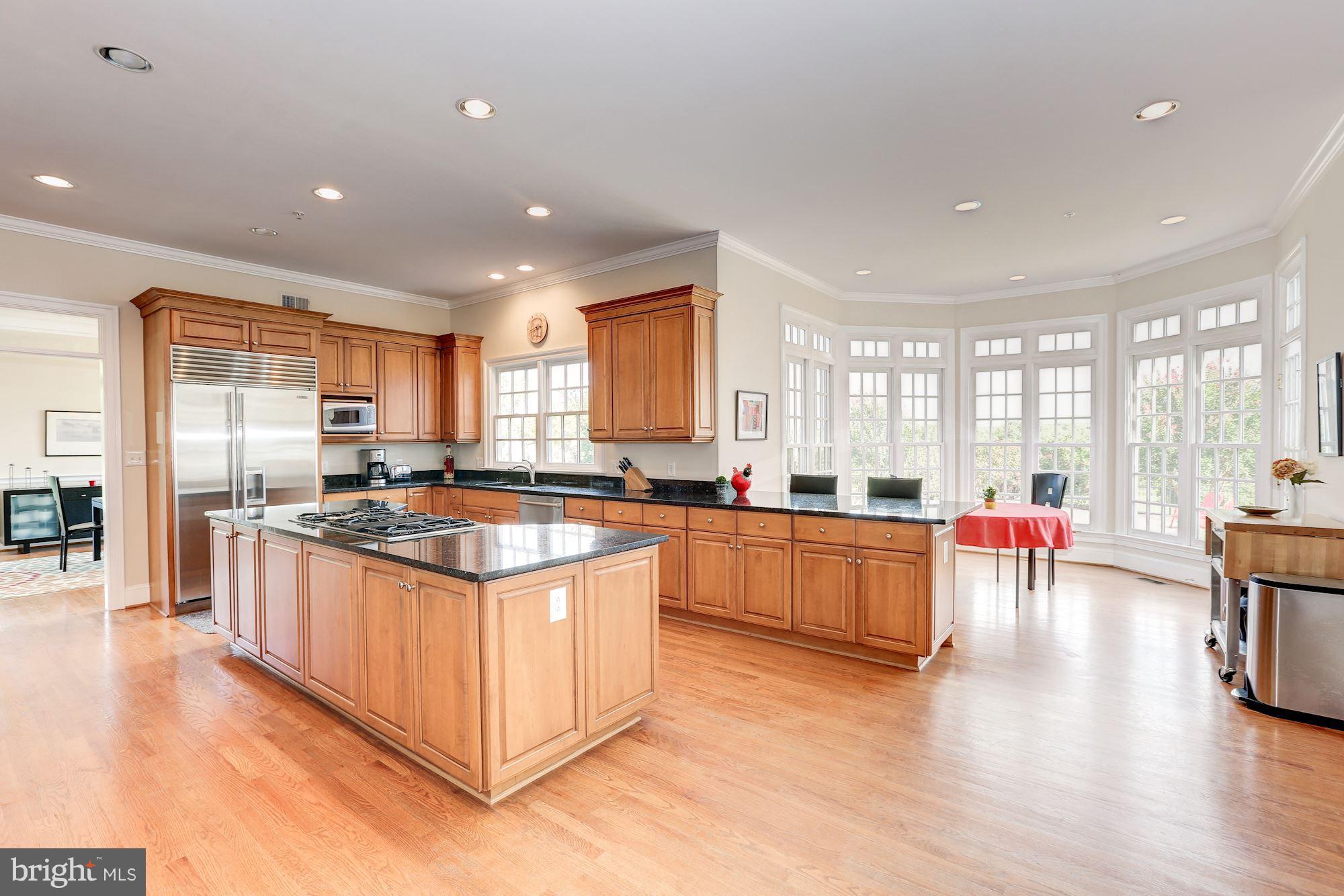 SPRING MEADOWS - Residential