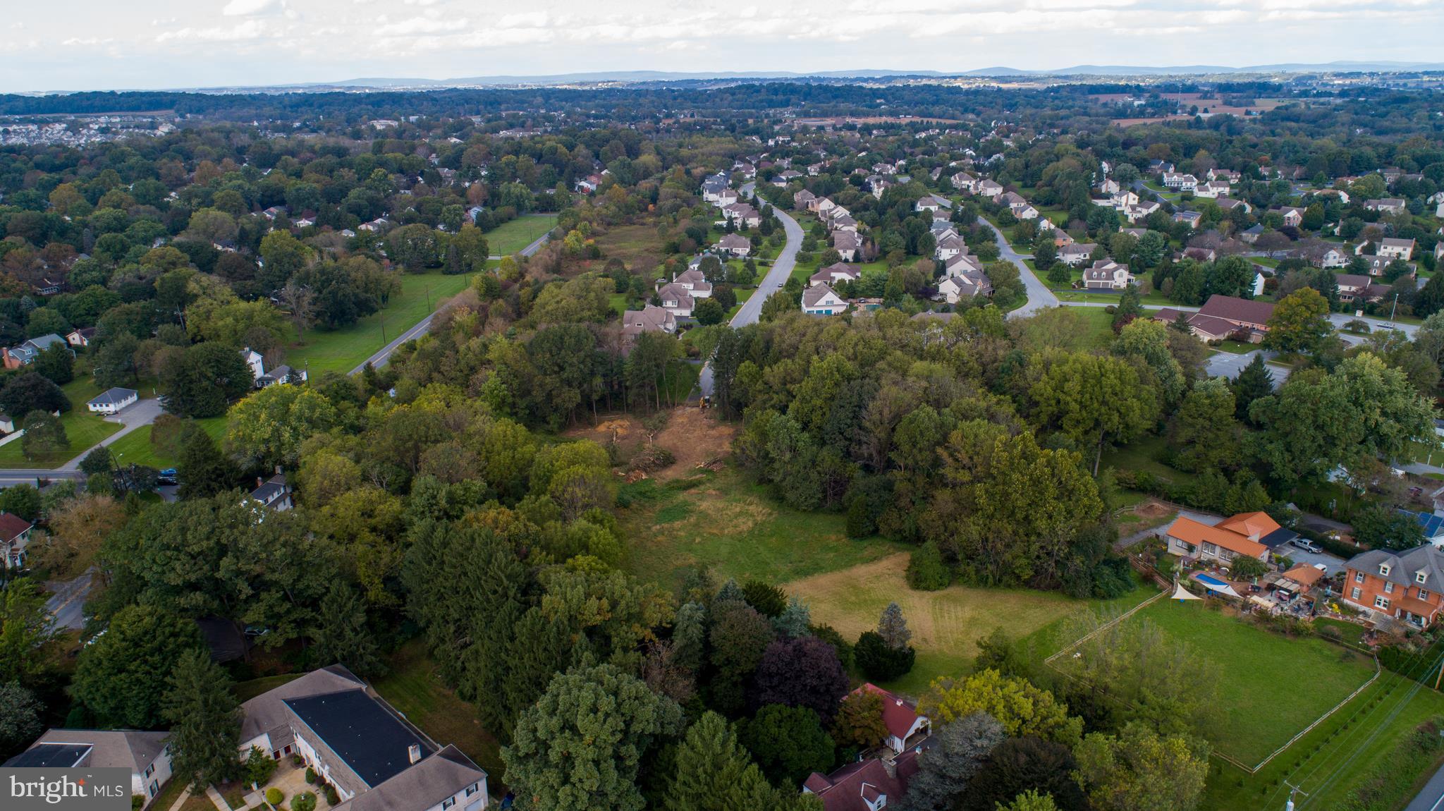 1922 PICKERING TRAIL LOT 1