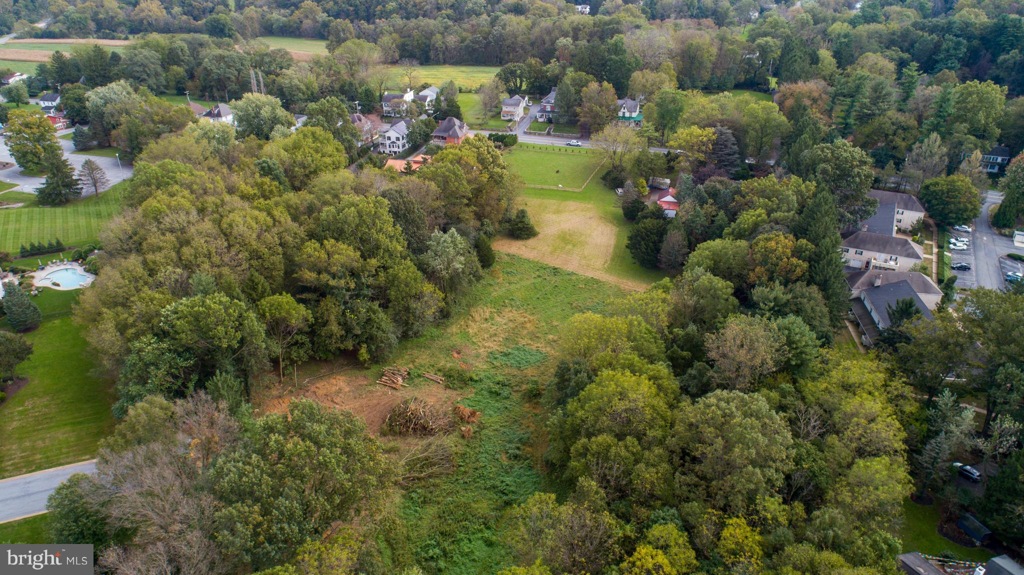 1922 PICKERING TRAIL LOT 1