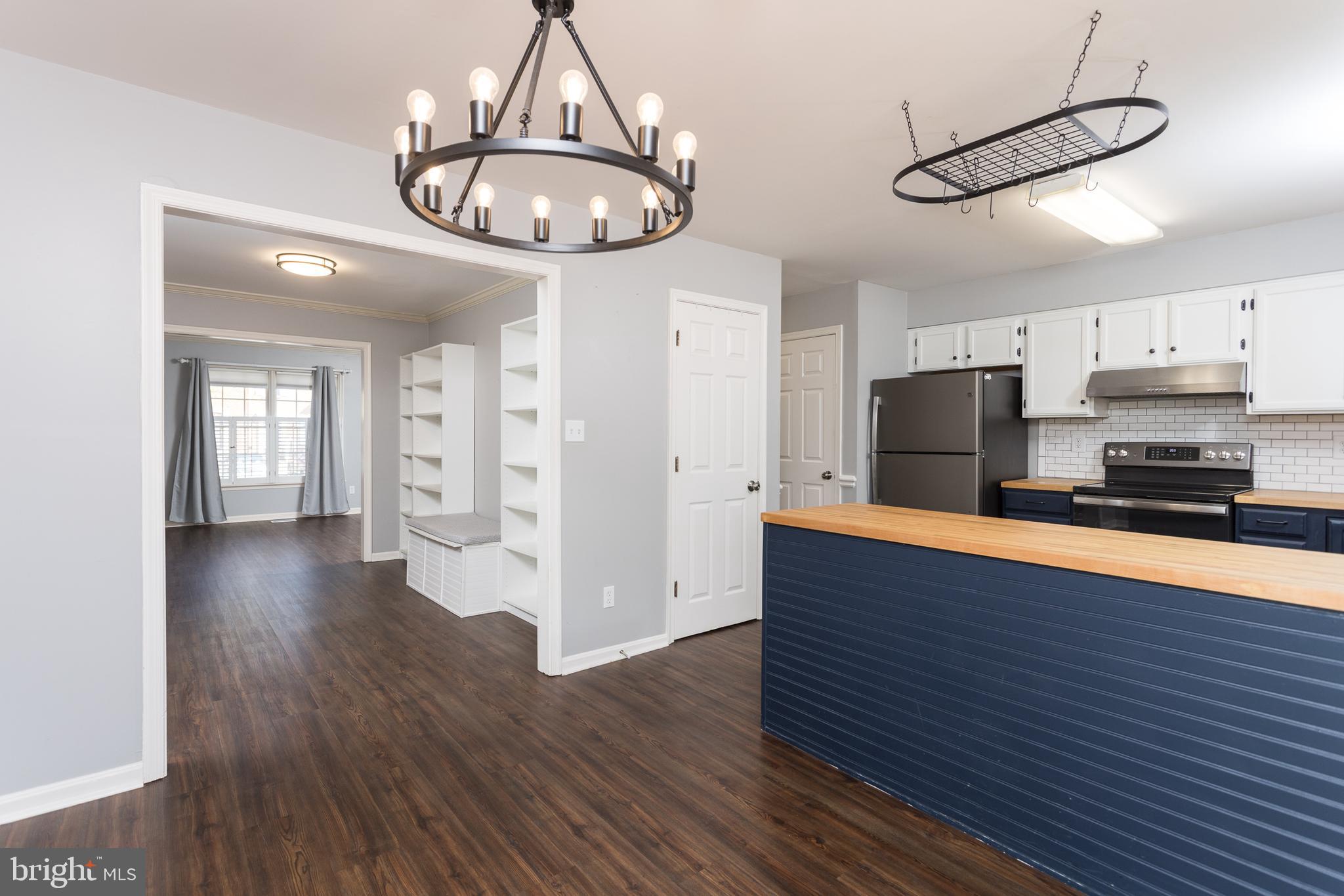 FOXBOROUGH FARMS - Residential