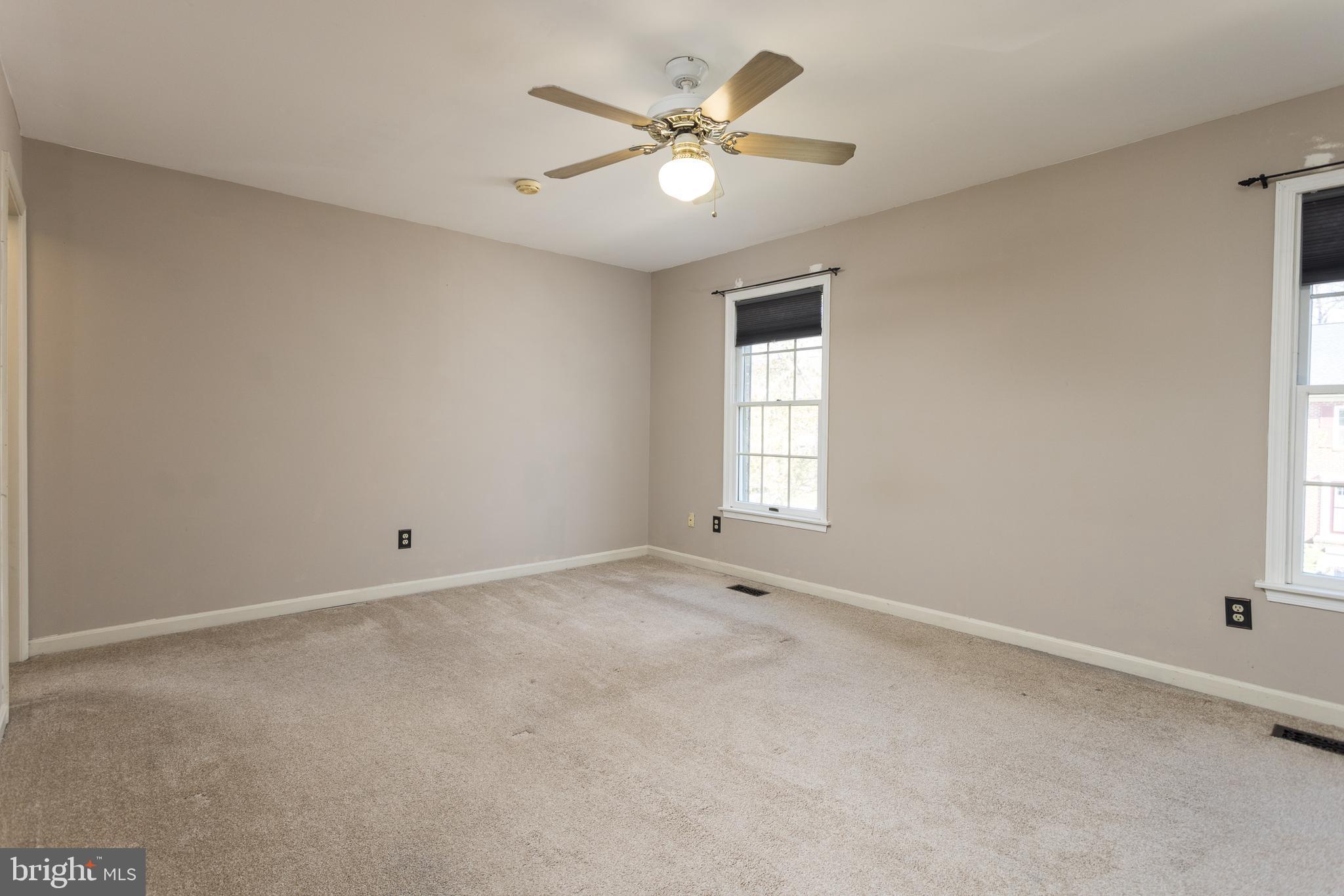 FOXBOROUGH FARMS - Residential