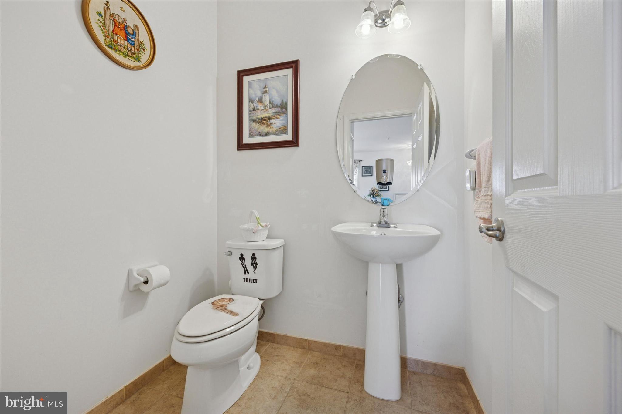 EMERALD WALK - Residential