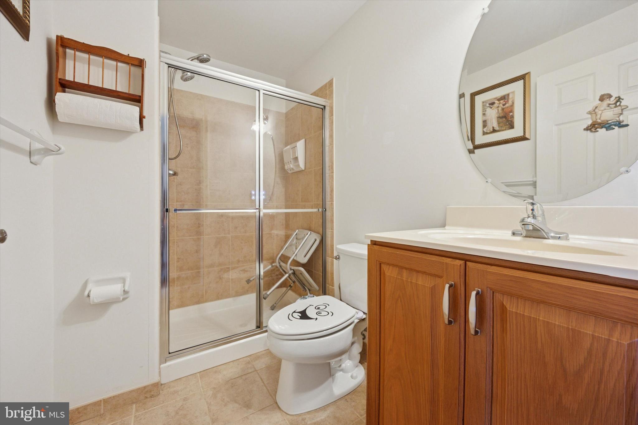 EMERALD WALK - Residential