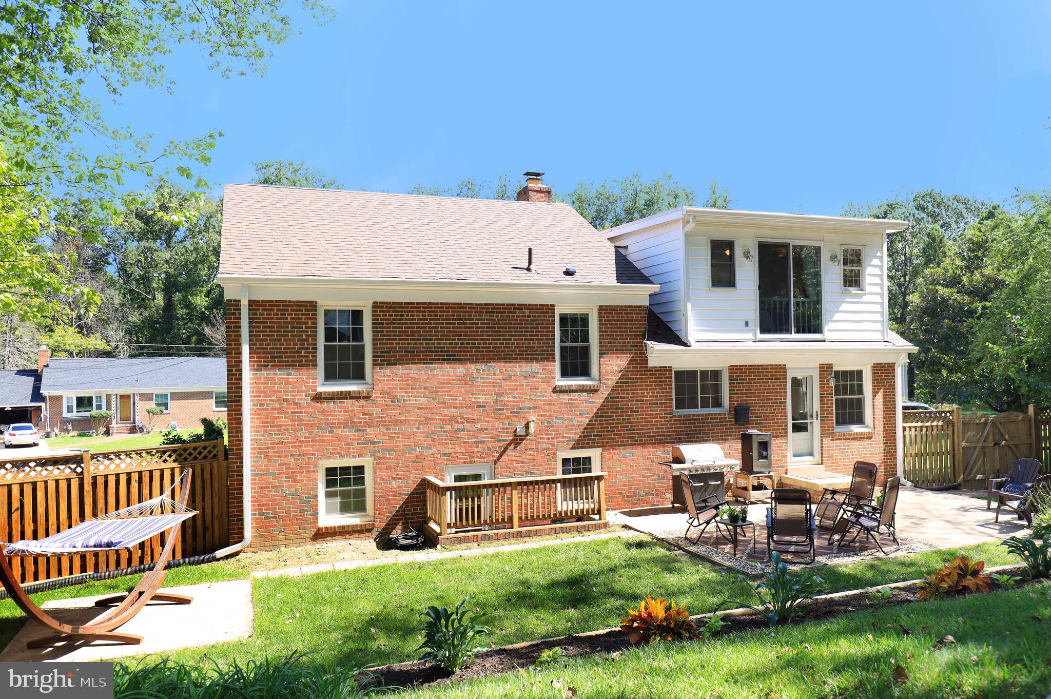 NORTH SPRINGFIELD - Residential