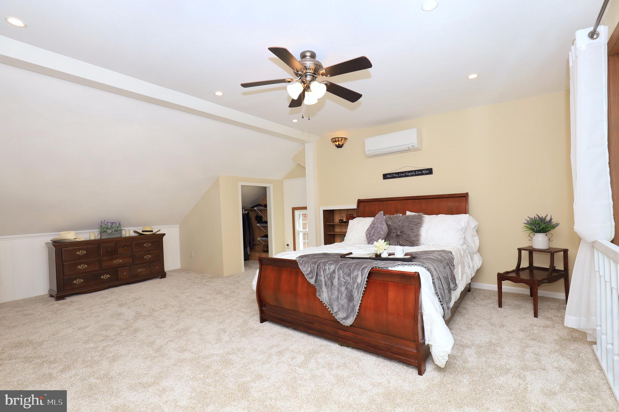 NORTH SPRINGFIELD - Residential