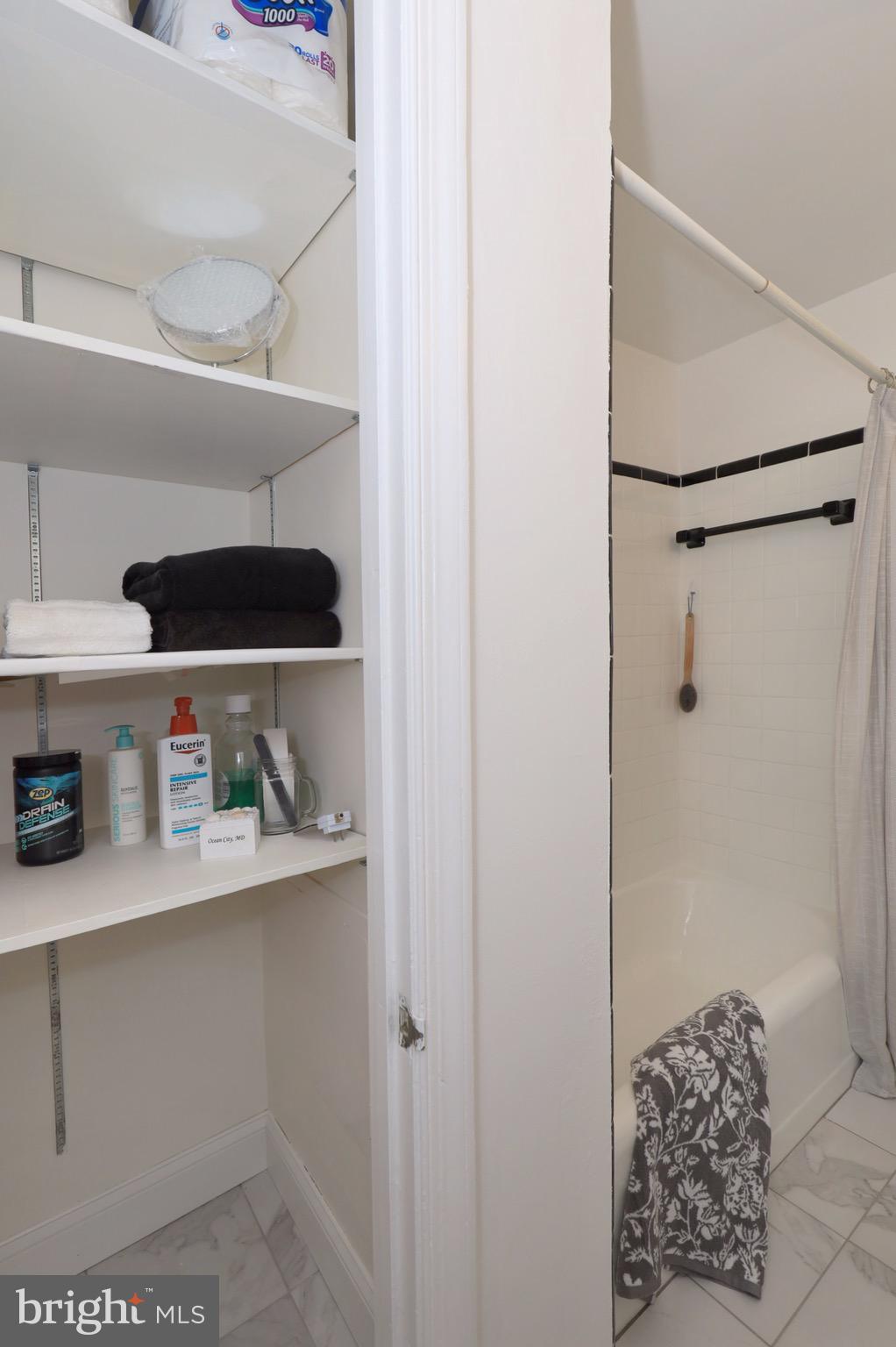 NORTH SPRINGFIELD - Residential