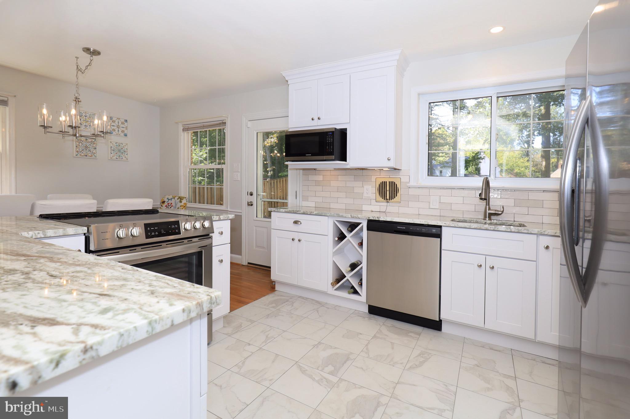 NORTH SPRINGFIELD - Residential