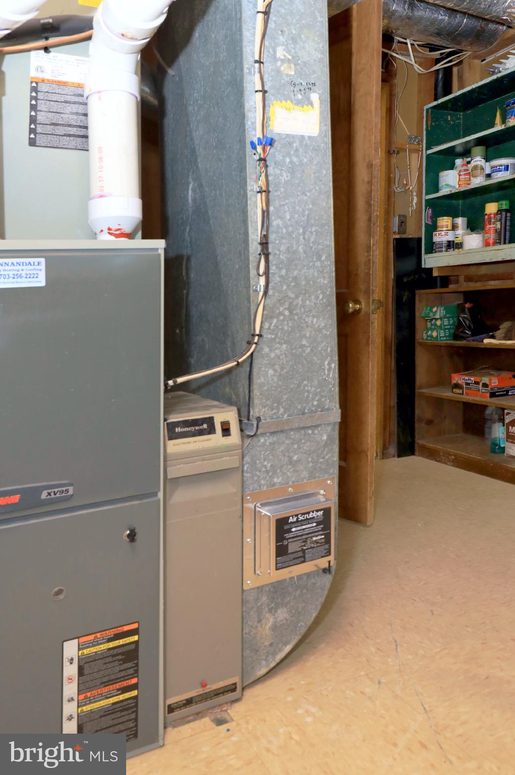 NORTH SPRINGFIELD - Residential