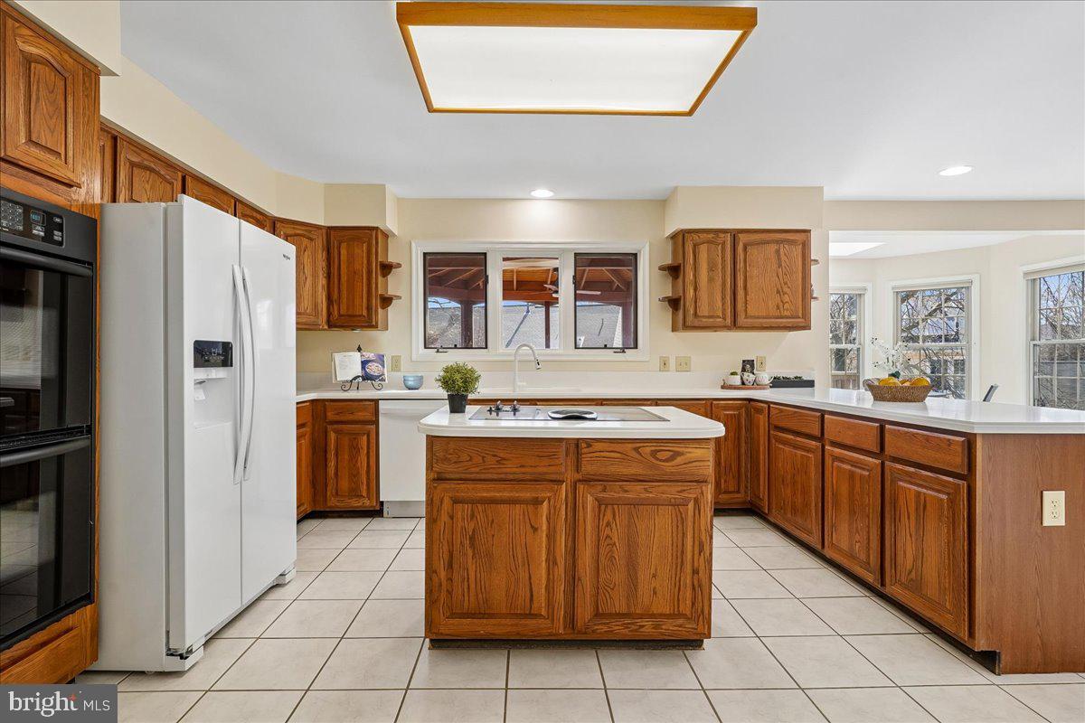 CROSSPOINTE - Residential