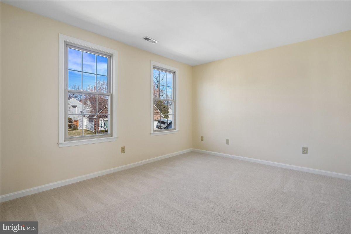 CROSSPOINTE - Residential