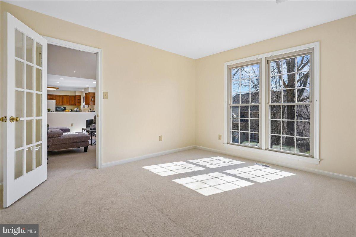 CROSSPOINTE - Residential