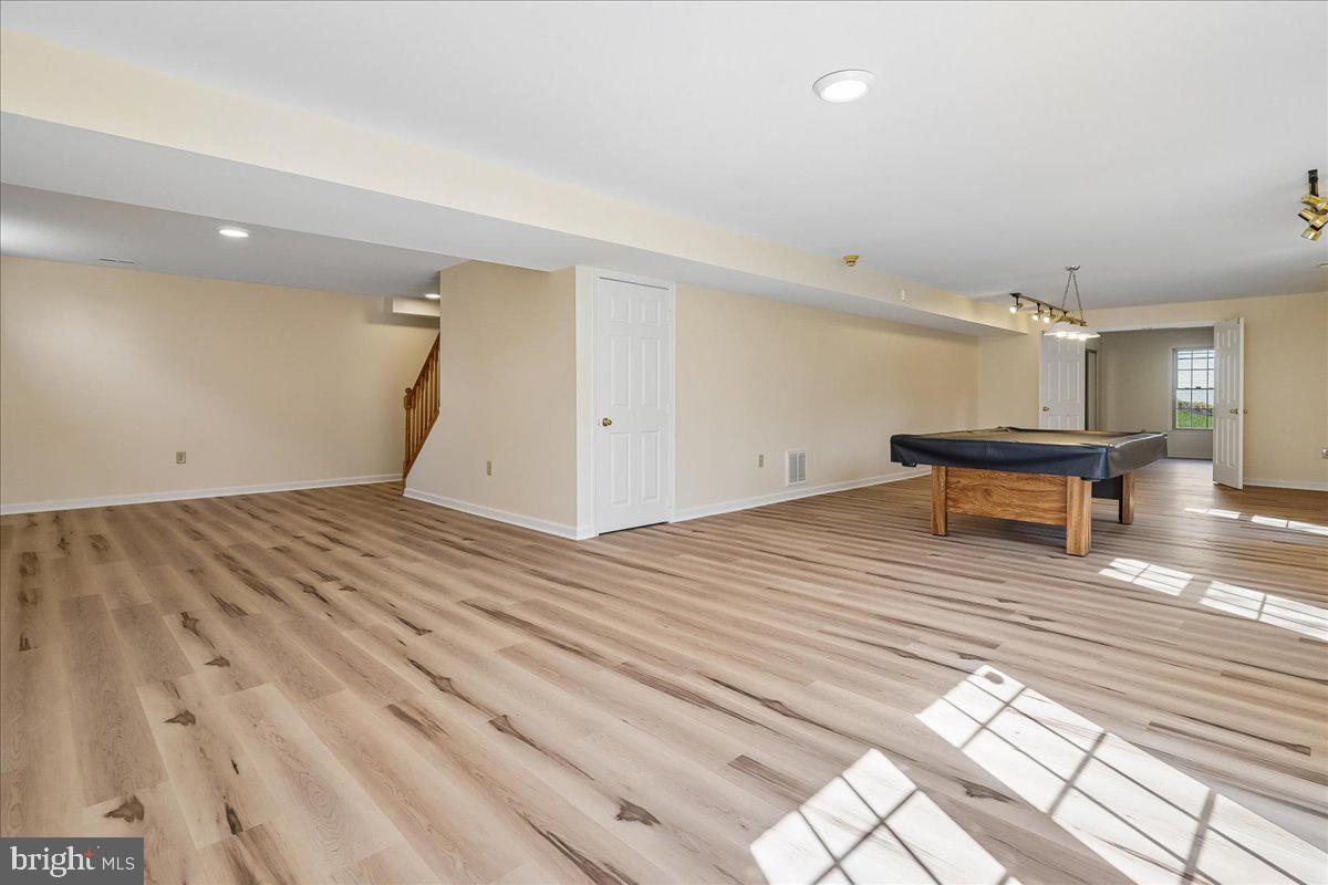 CROSSPOINTE - Residential