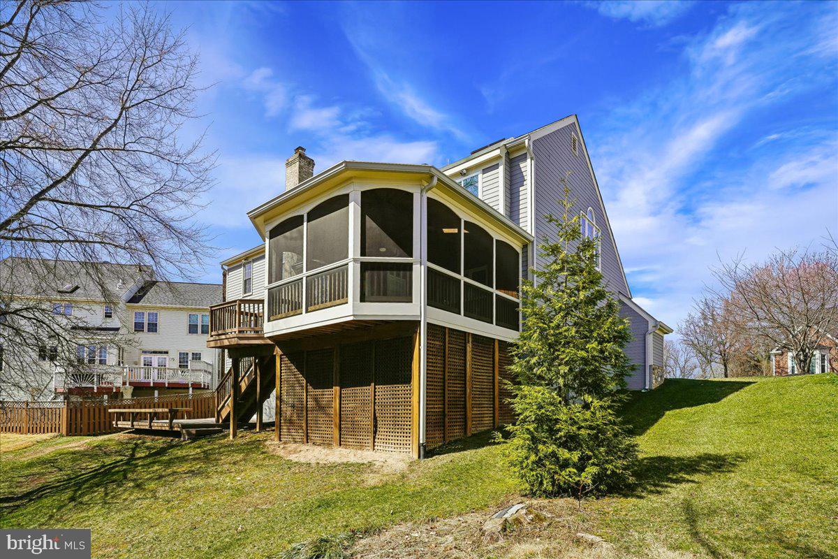 CROSSPOINTE - Residential