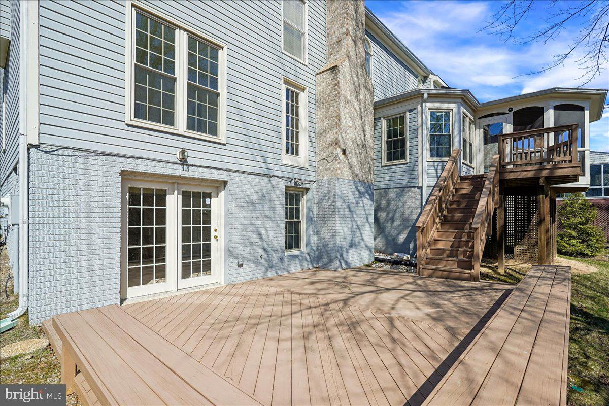 CROSSPOINTE - Residential