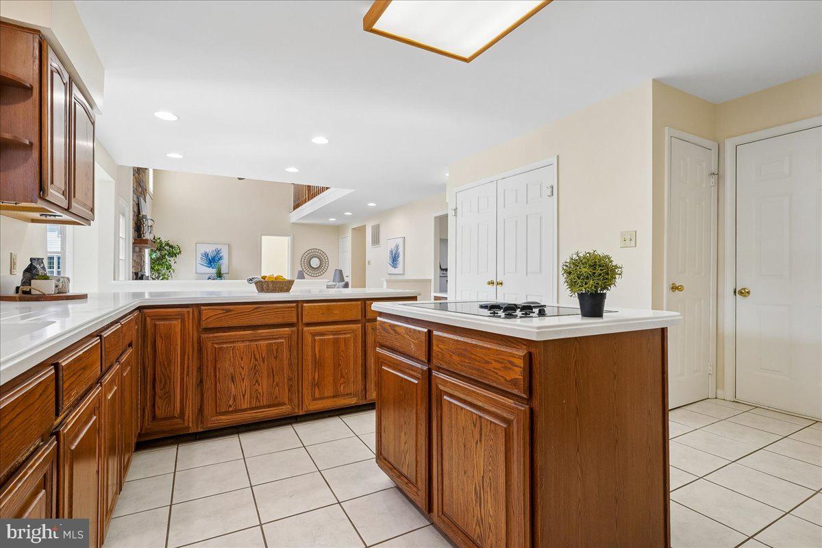 CROSSPOINTE - Residential