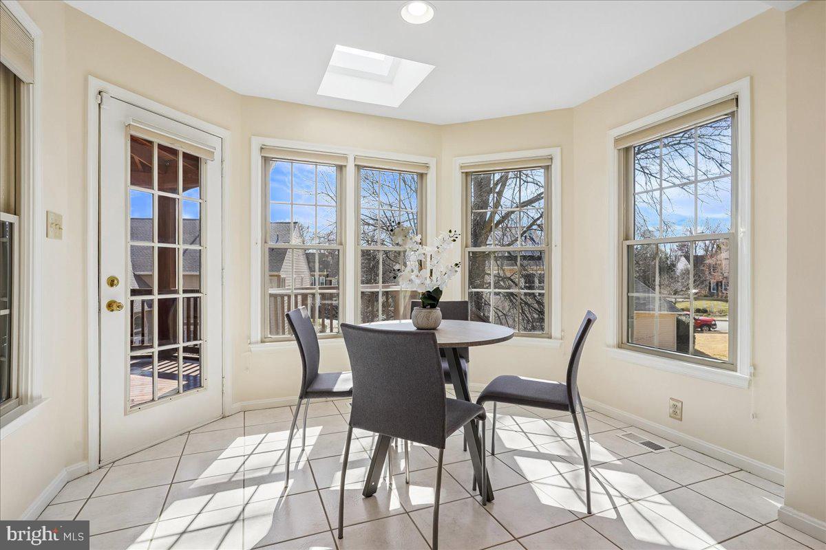 CROSSPOINTE - Residential