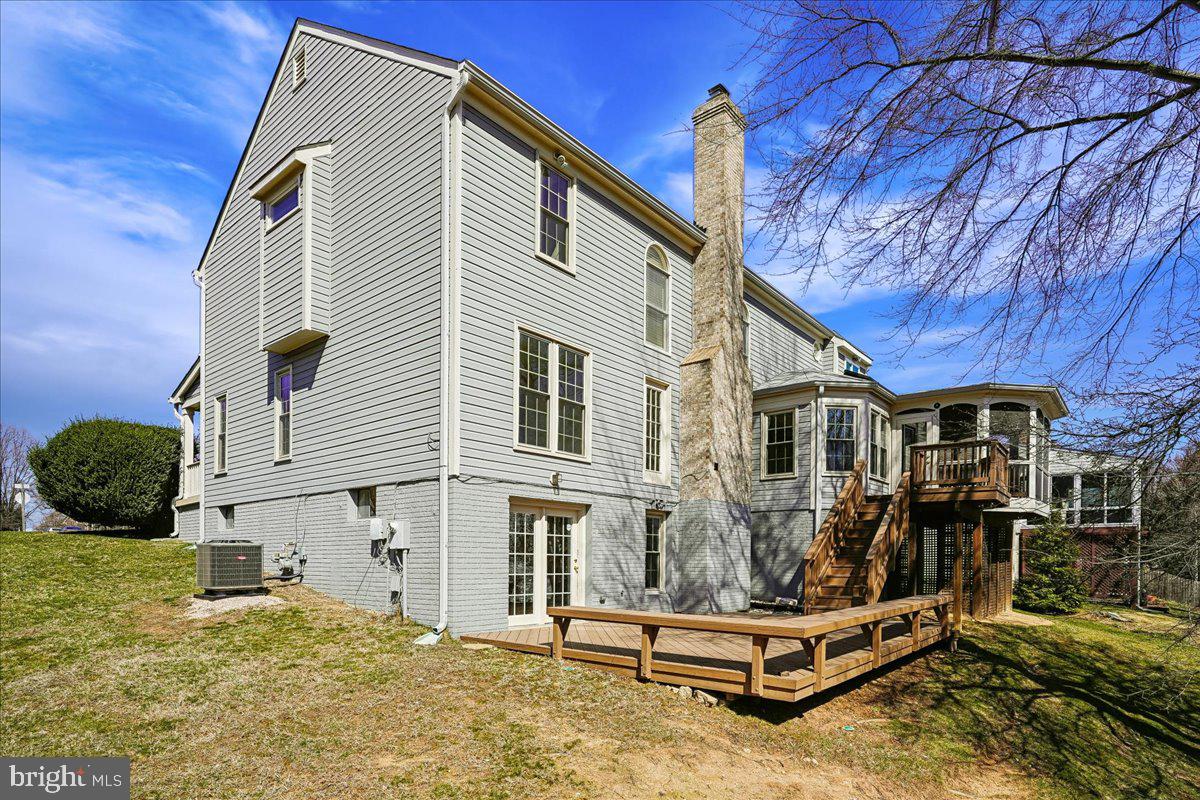 CROSSPOINTE - Residential