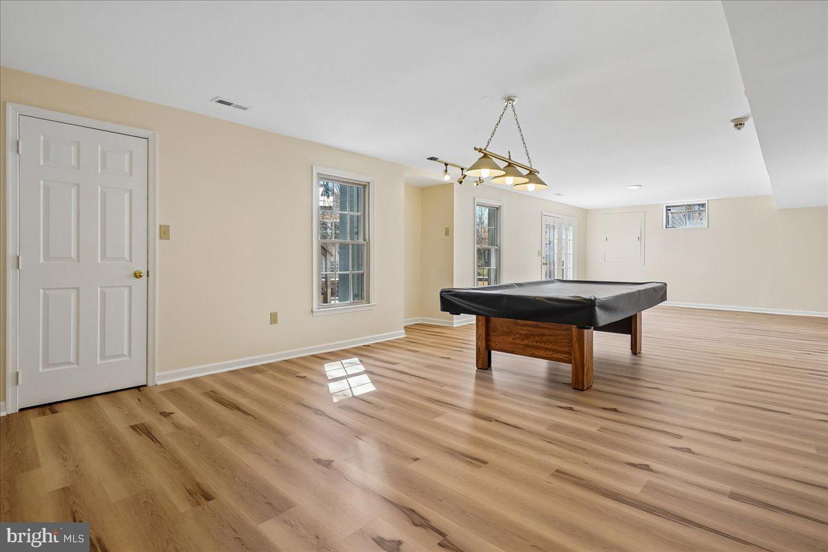 CROSSPOINTE - Residential