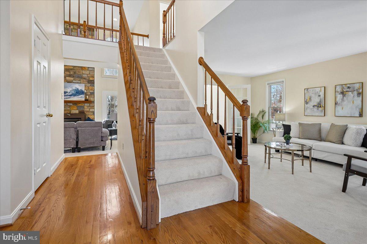 CROSSPOINTE - Residential