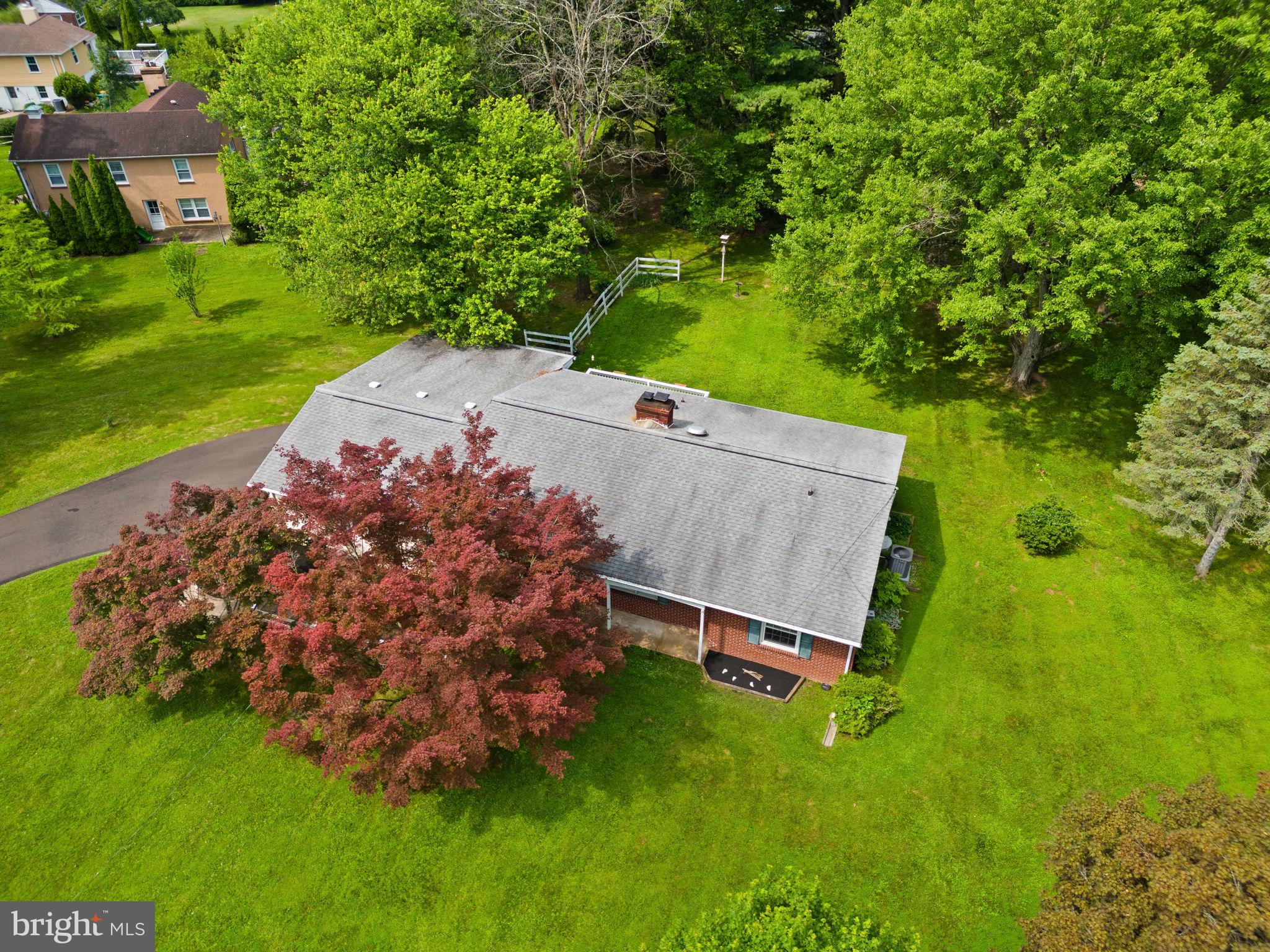 912 SYCAMORE DRIVE