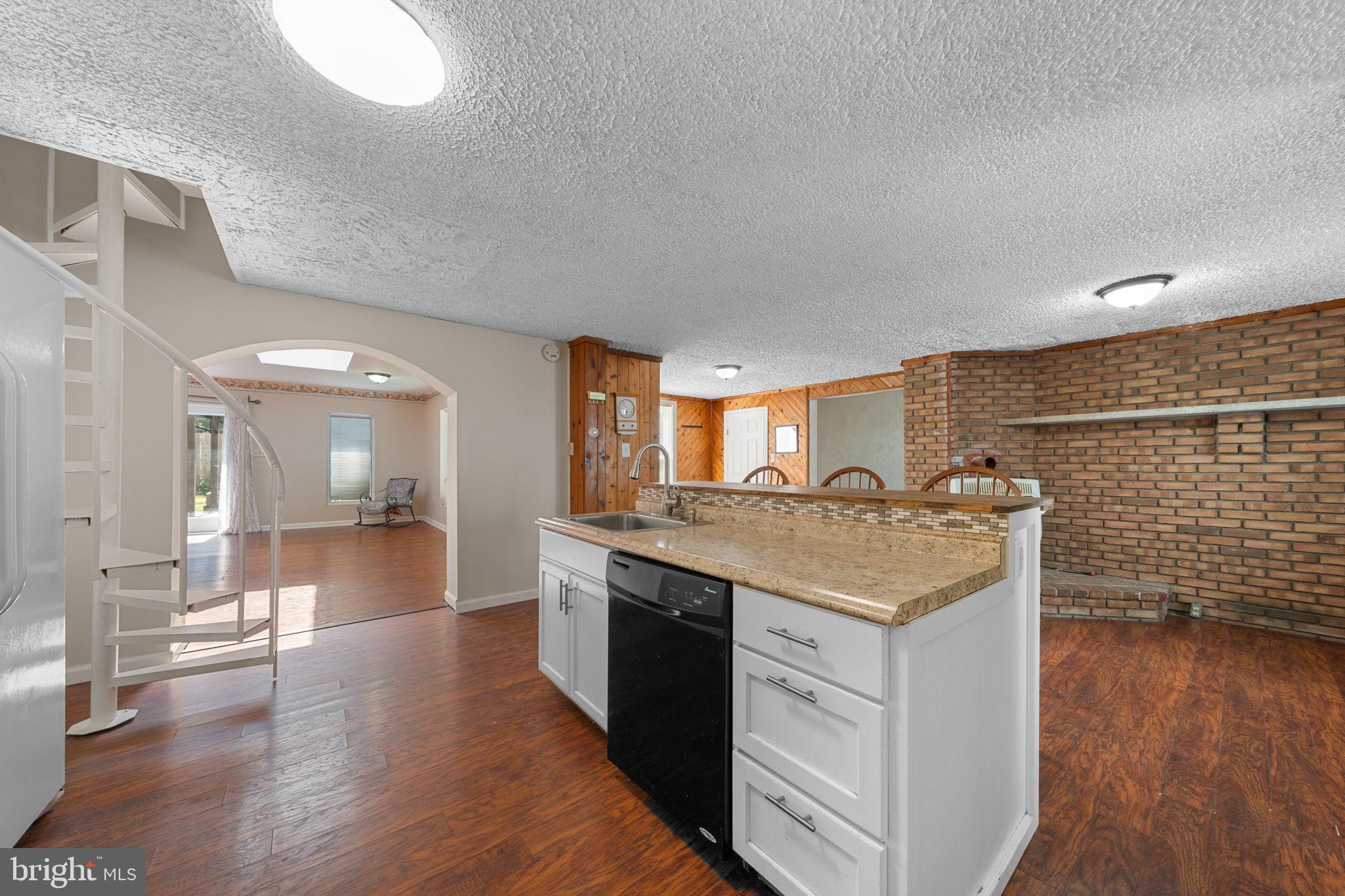 EAST STROUDSBURG - Residential