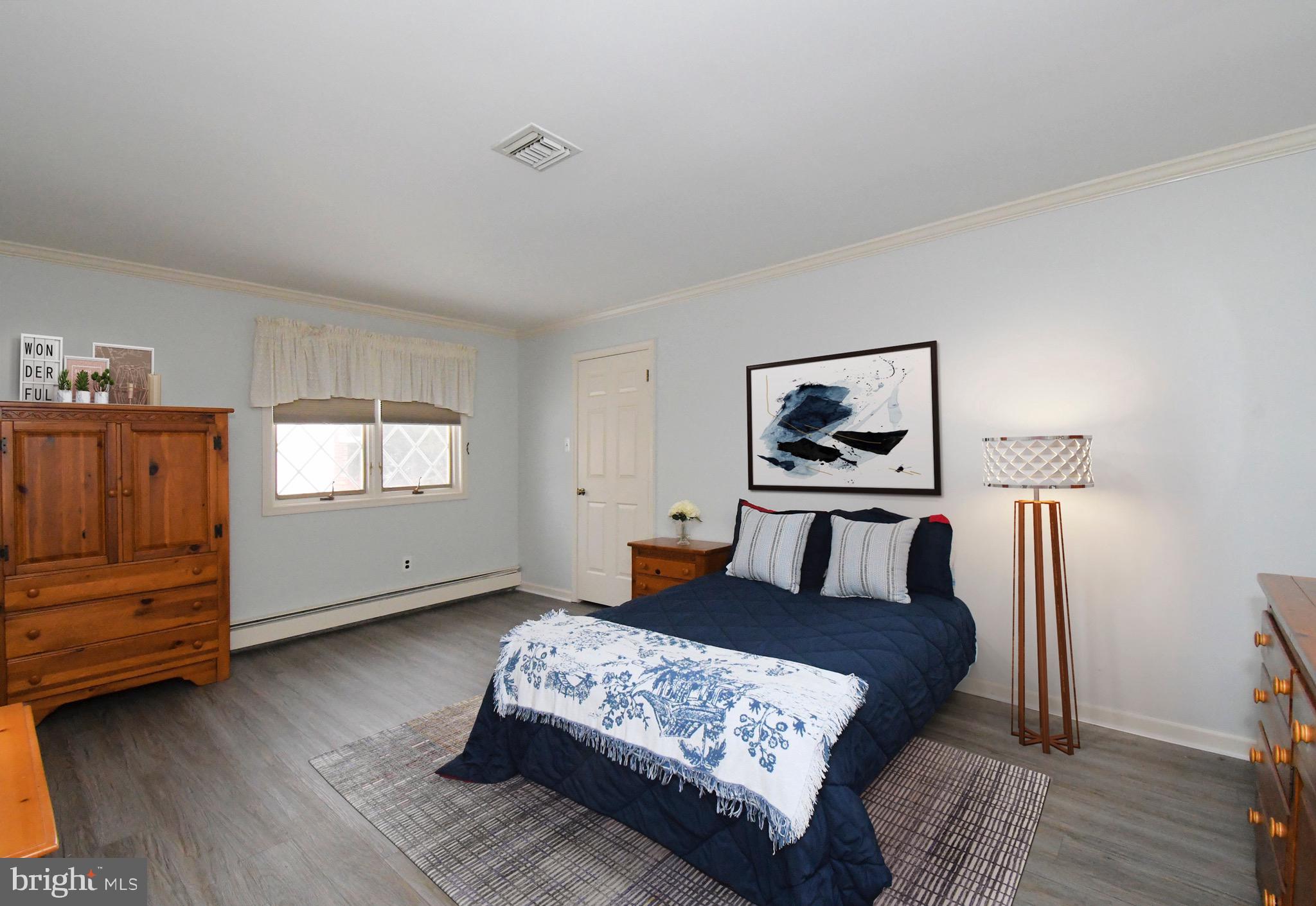 SALEM POINT - Residential