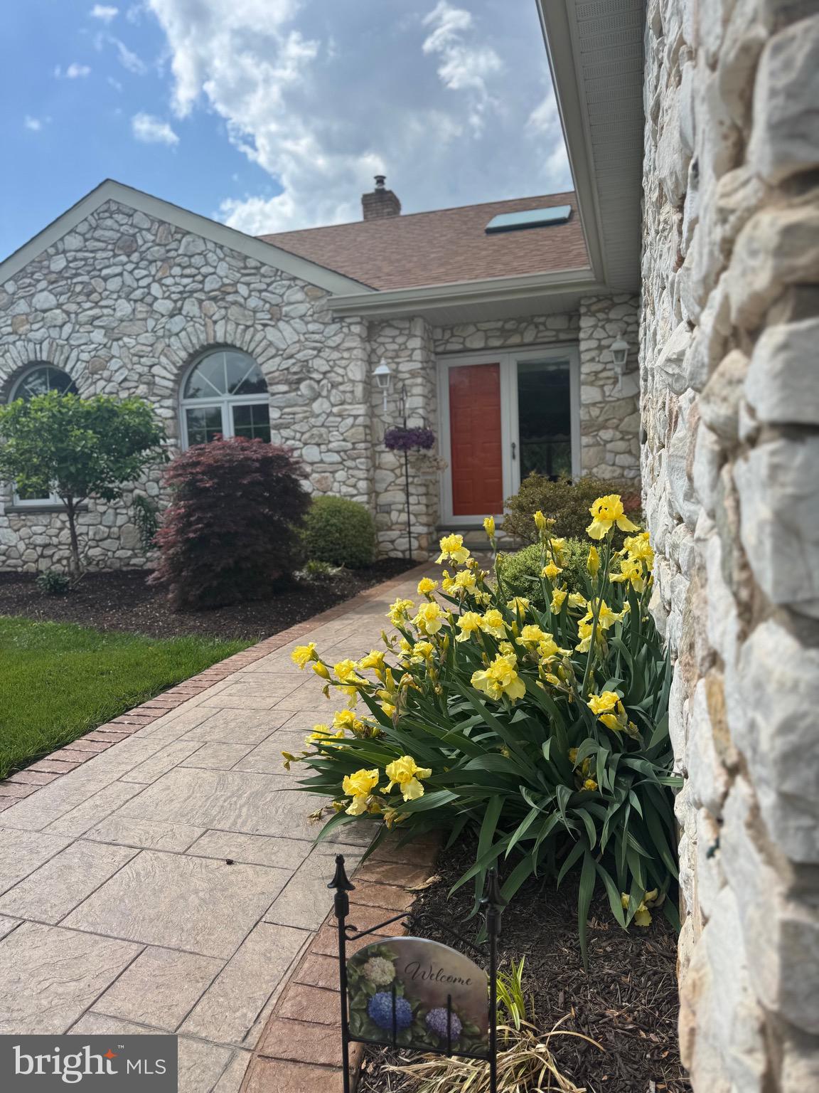 SALEM POINT - Residential