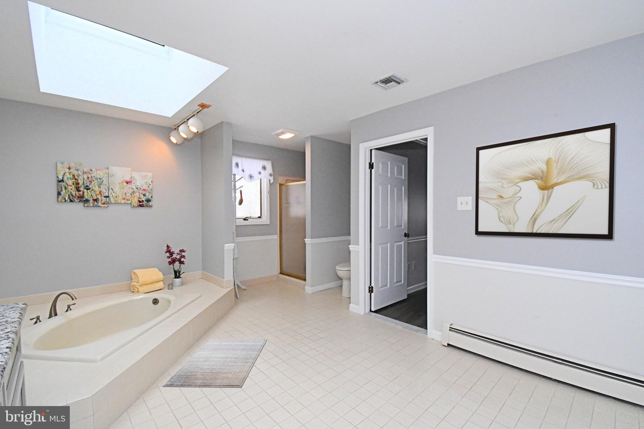 SALEM POINT - Residential