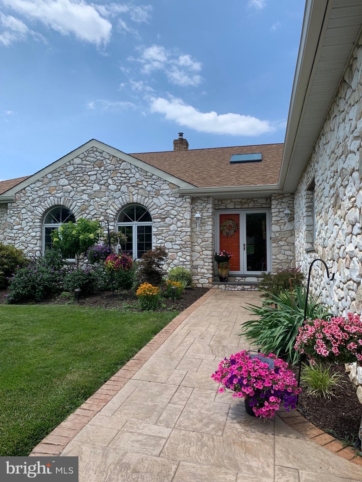 SALEM POINT - Residential