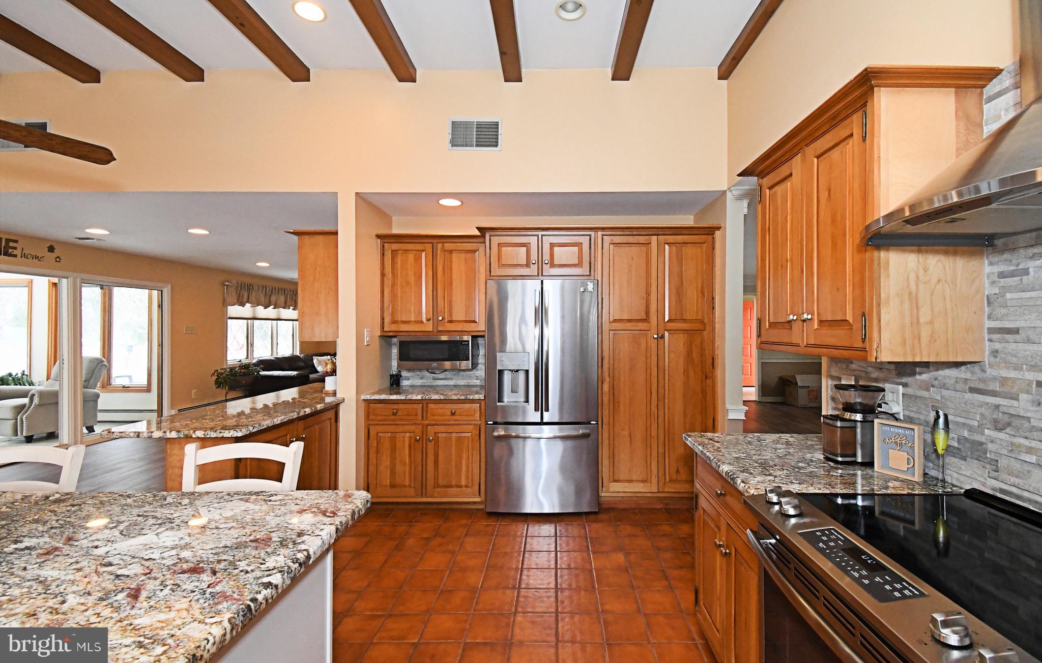 SALEM POINT - Residential