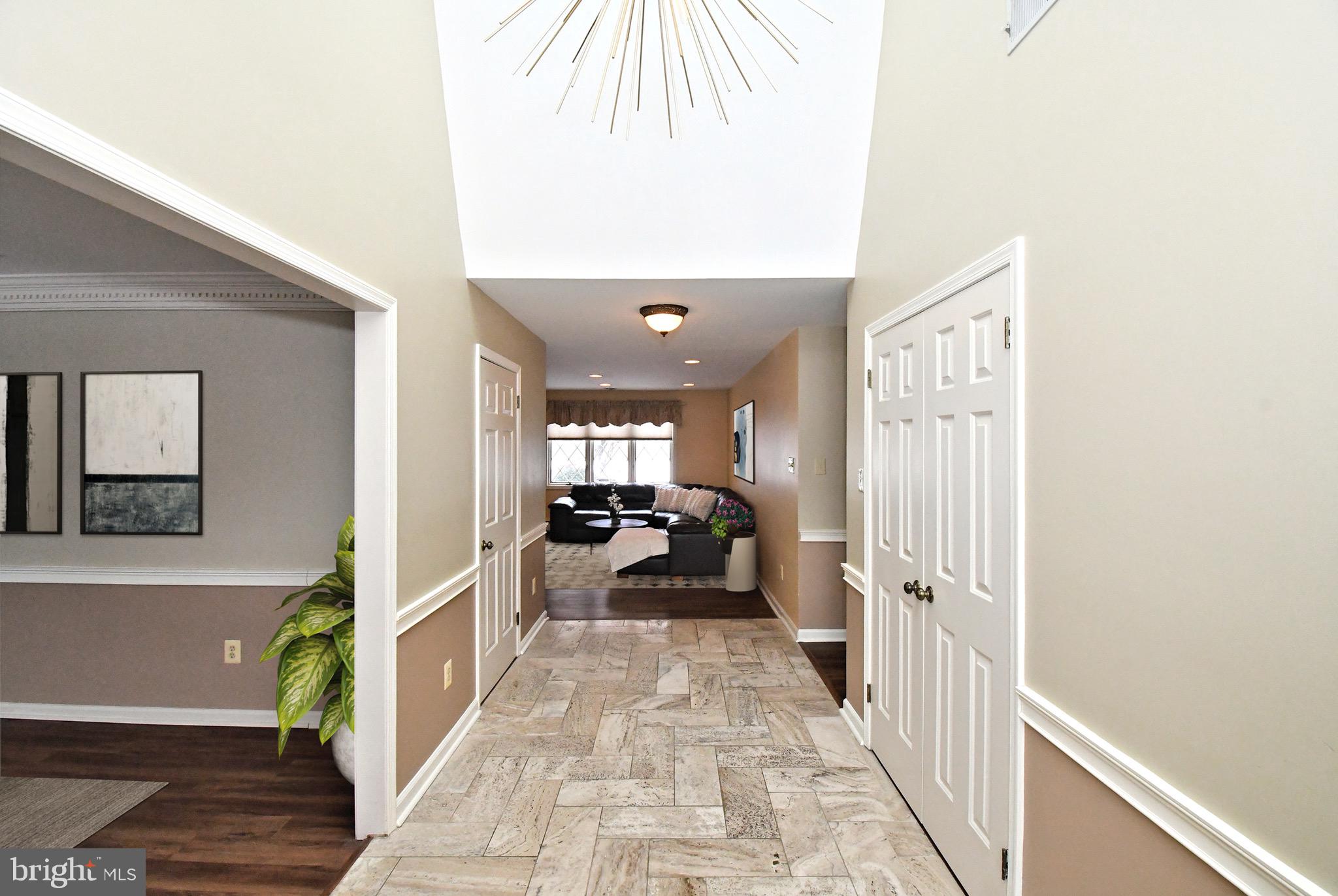 SALEM POINT - Residential