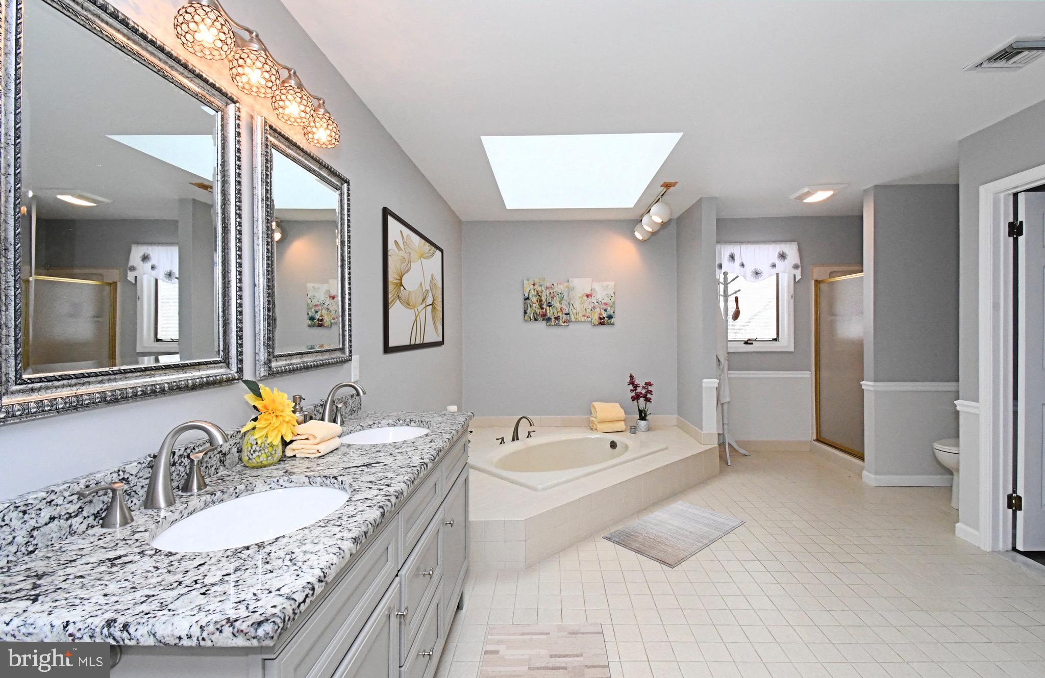 SALEM POINT - Residential