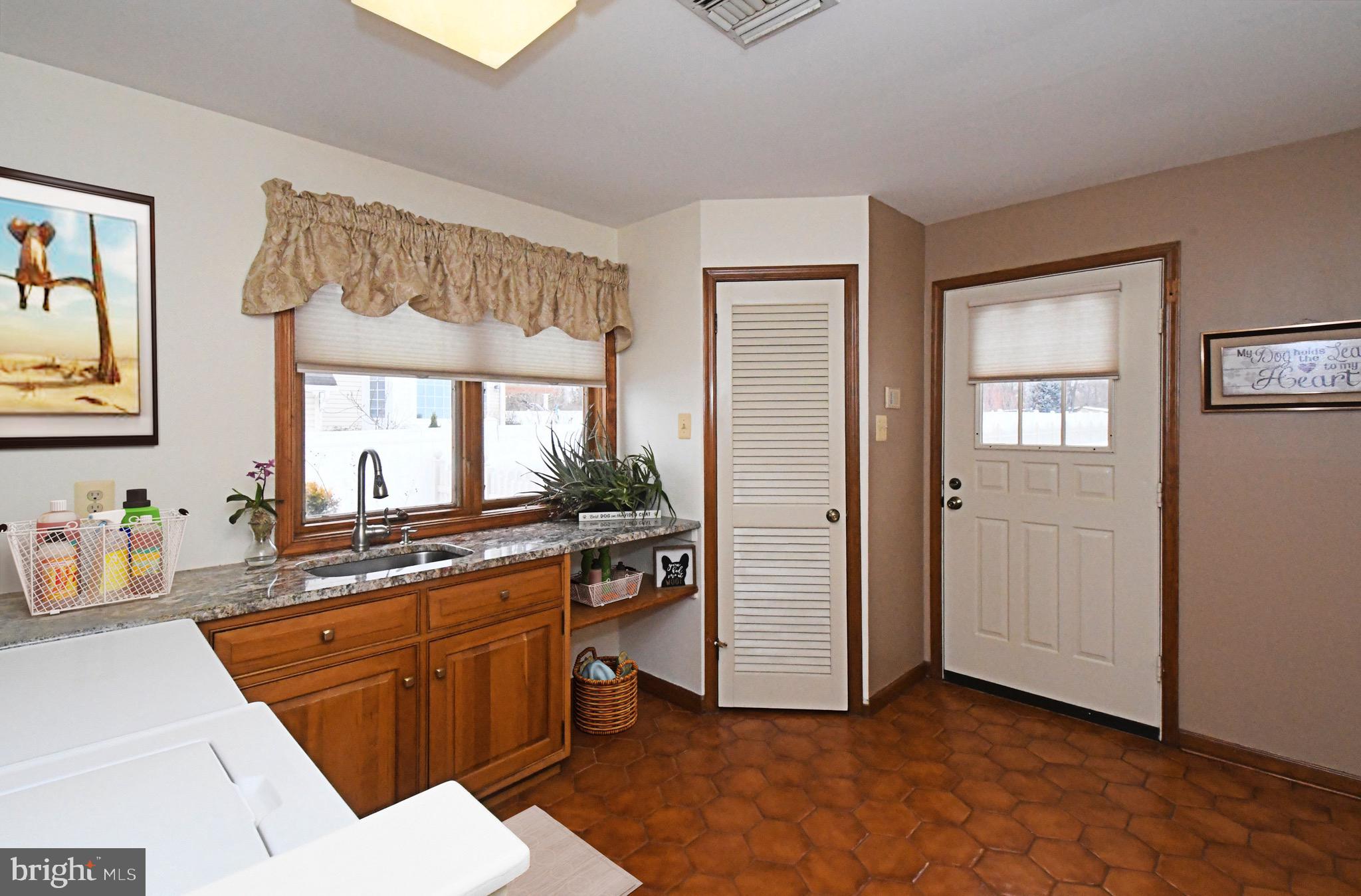 SALEM POINT - Residential