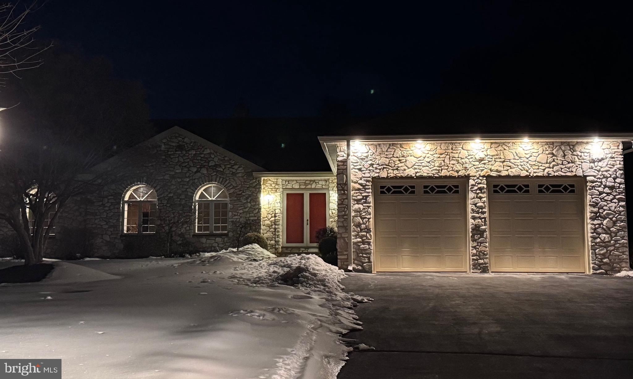 SALEM POINT - Residential