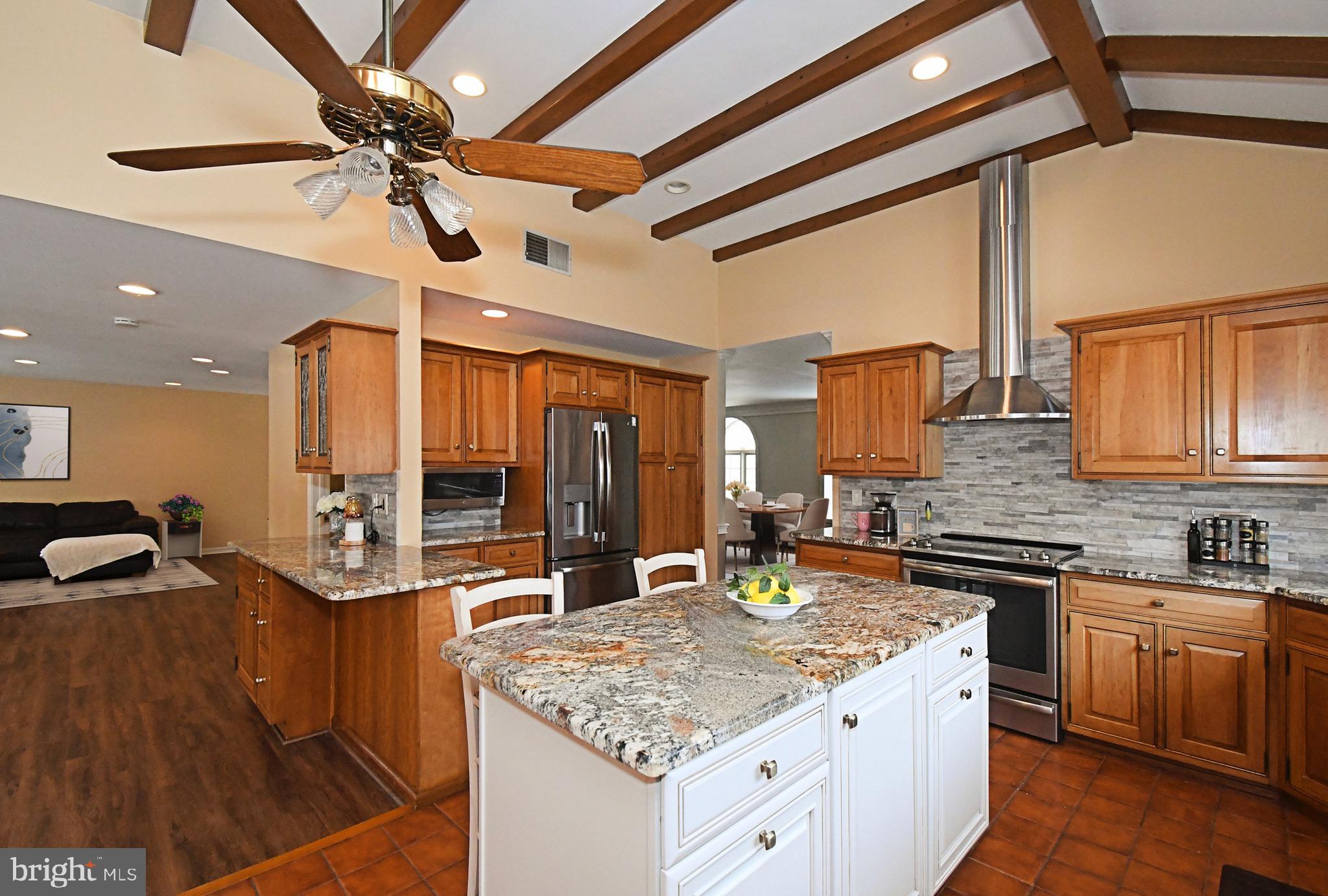 SALEM POINT - Residential