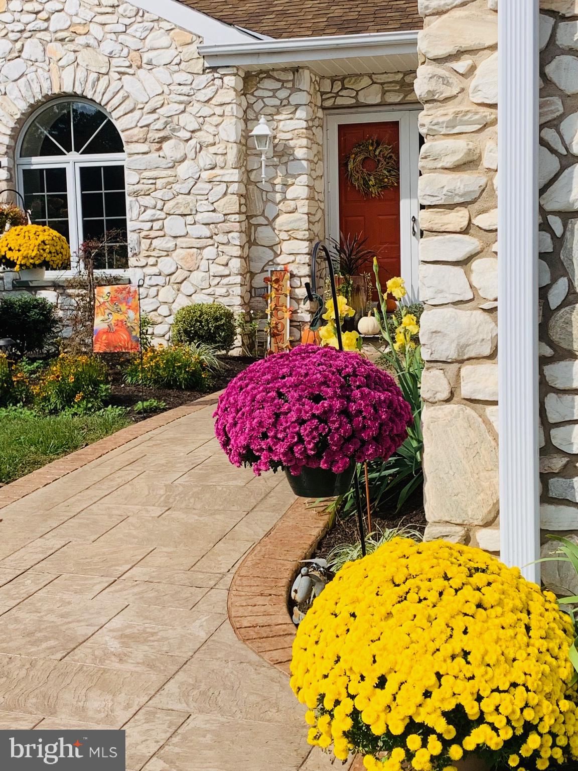 SALEM POINT - Residential