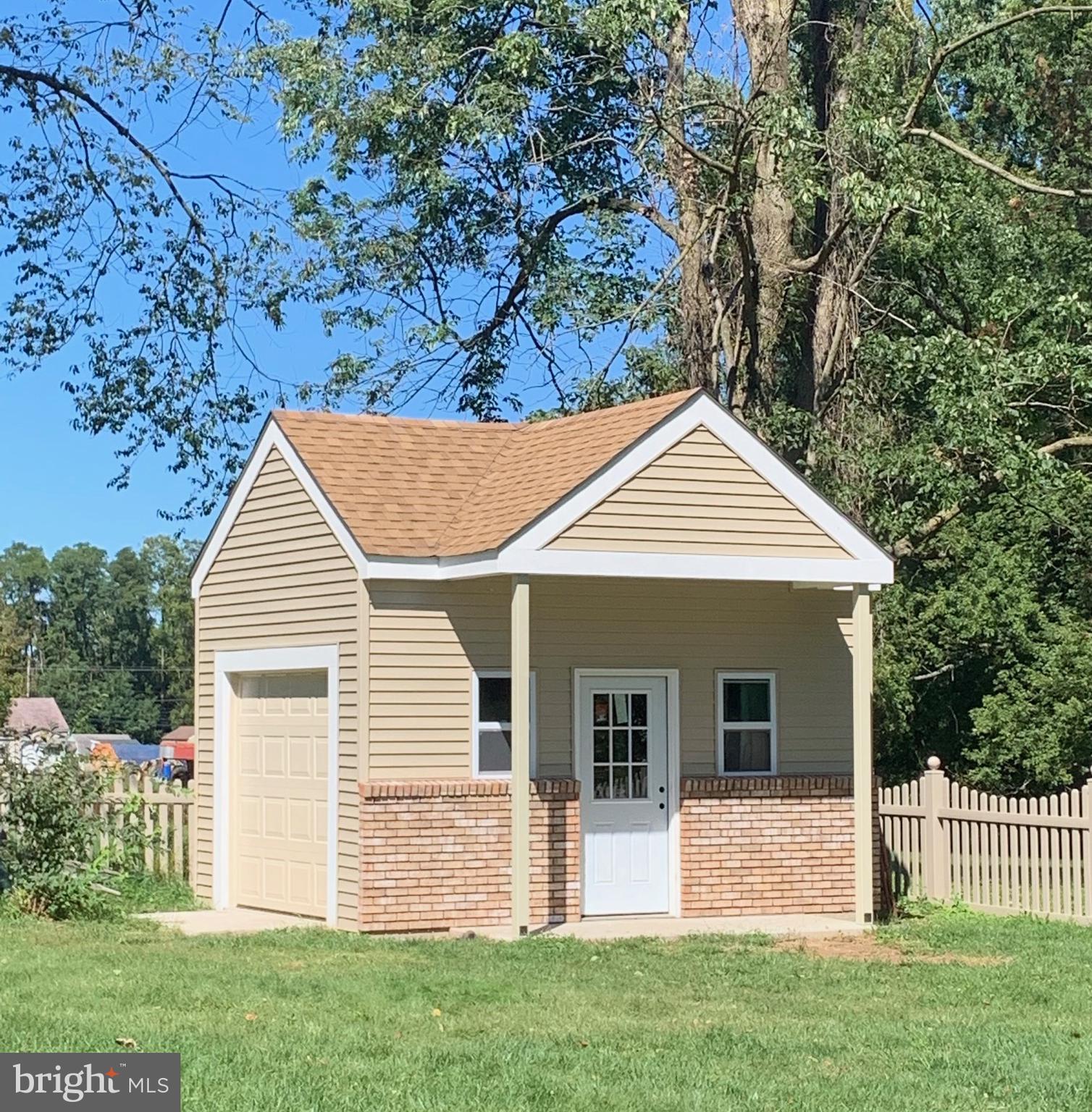 SALEM POINT - Residential