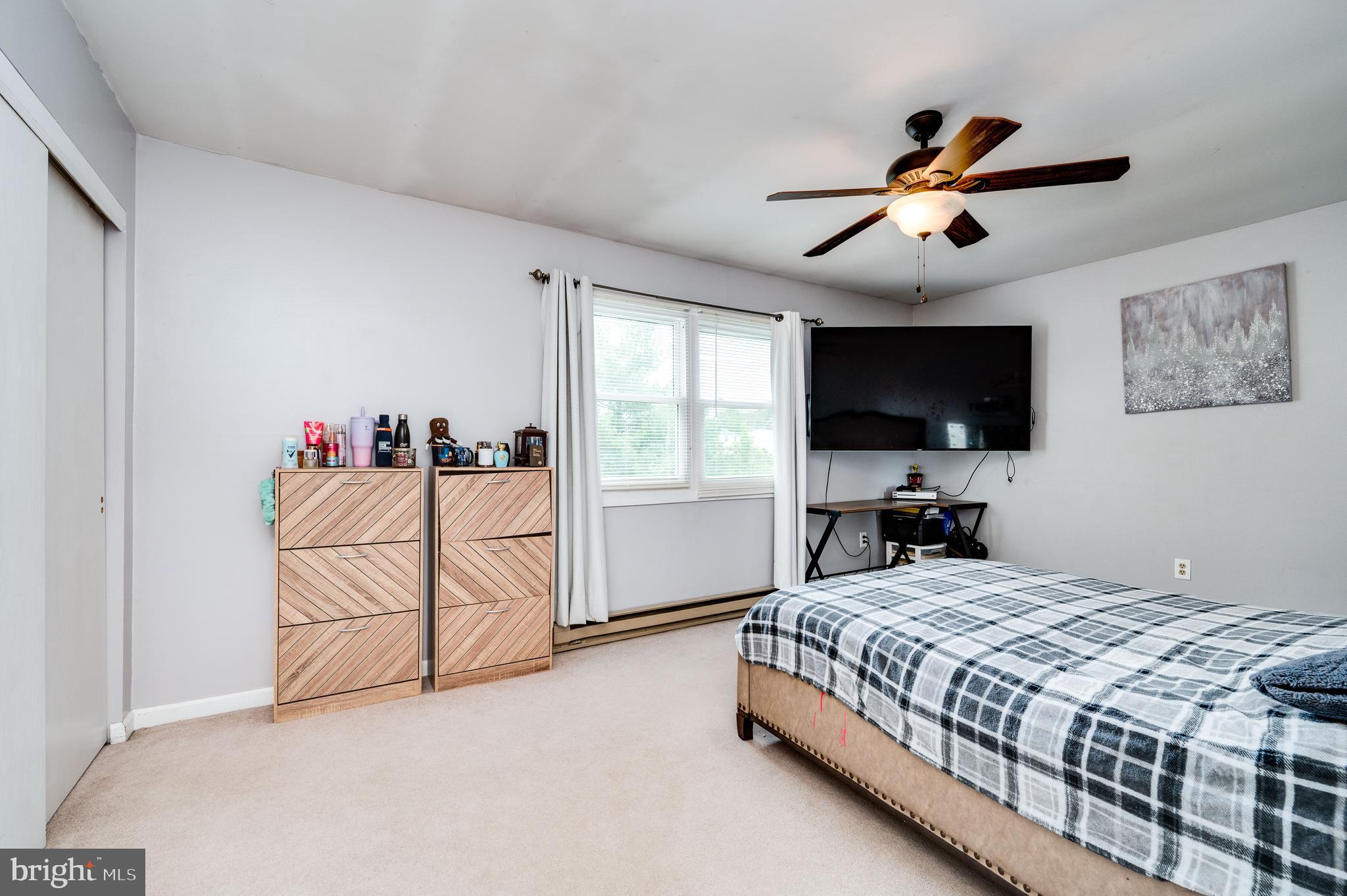 CLOVER CROSSING - Residential