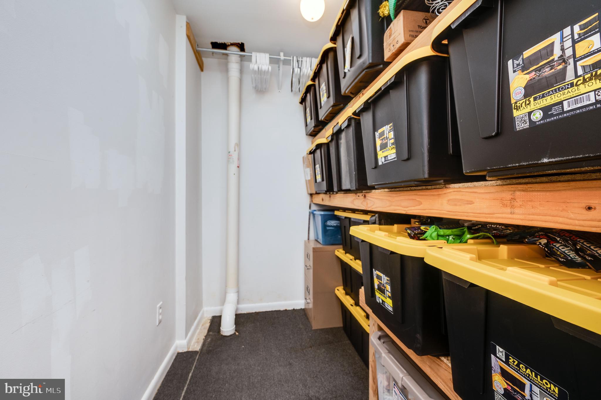 CLOVER CROSSING - Residential