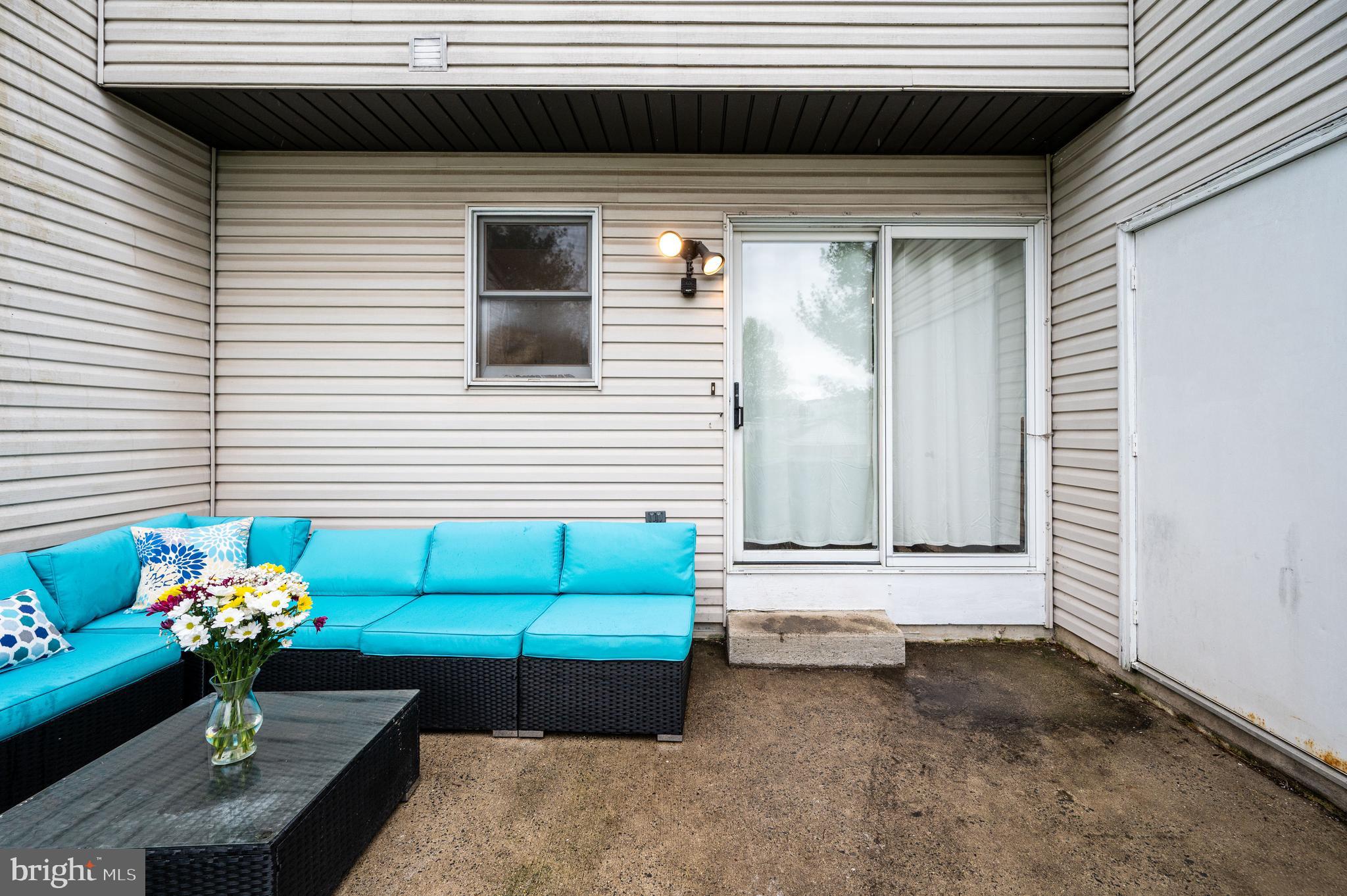 CLOVER CROSSING - Residential