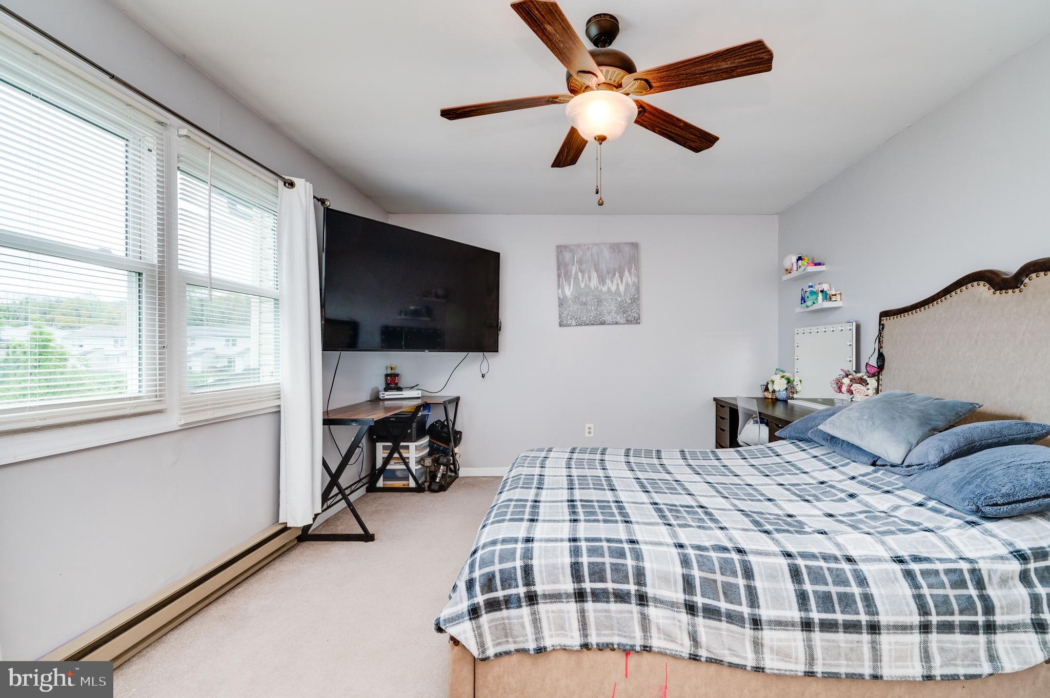 CLOVER CROSSING - Residential