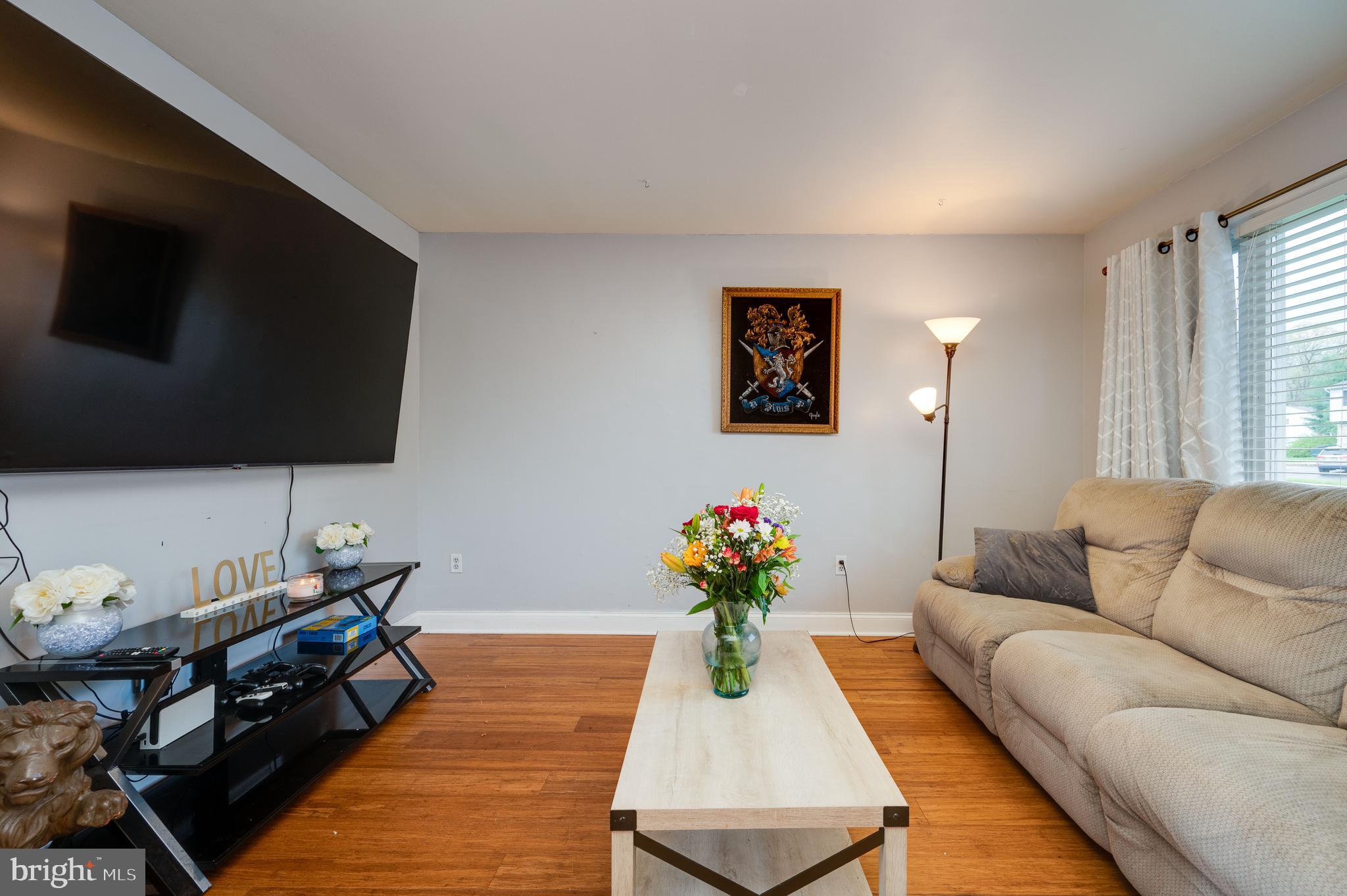 CLOVER CROSSING - Residential