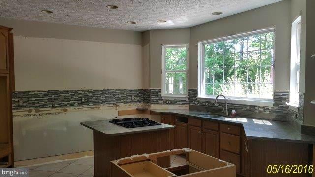 WOODMORE HIGHLANDS - Residential