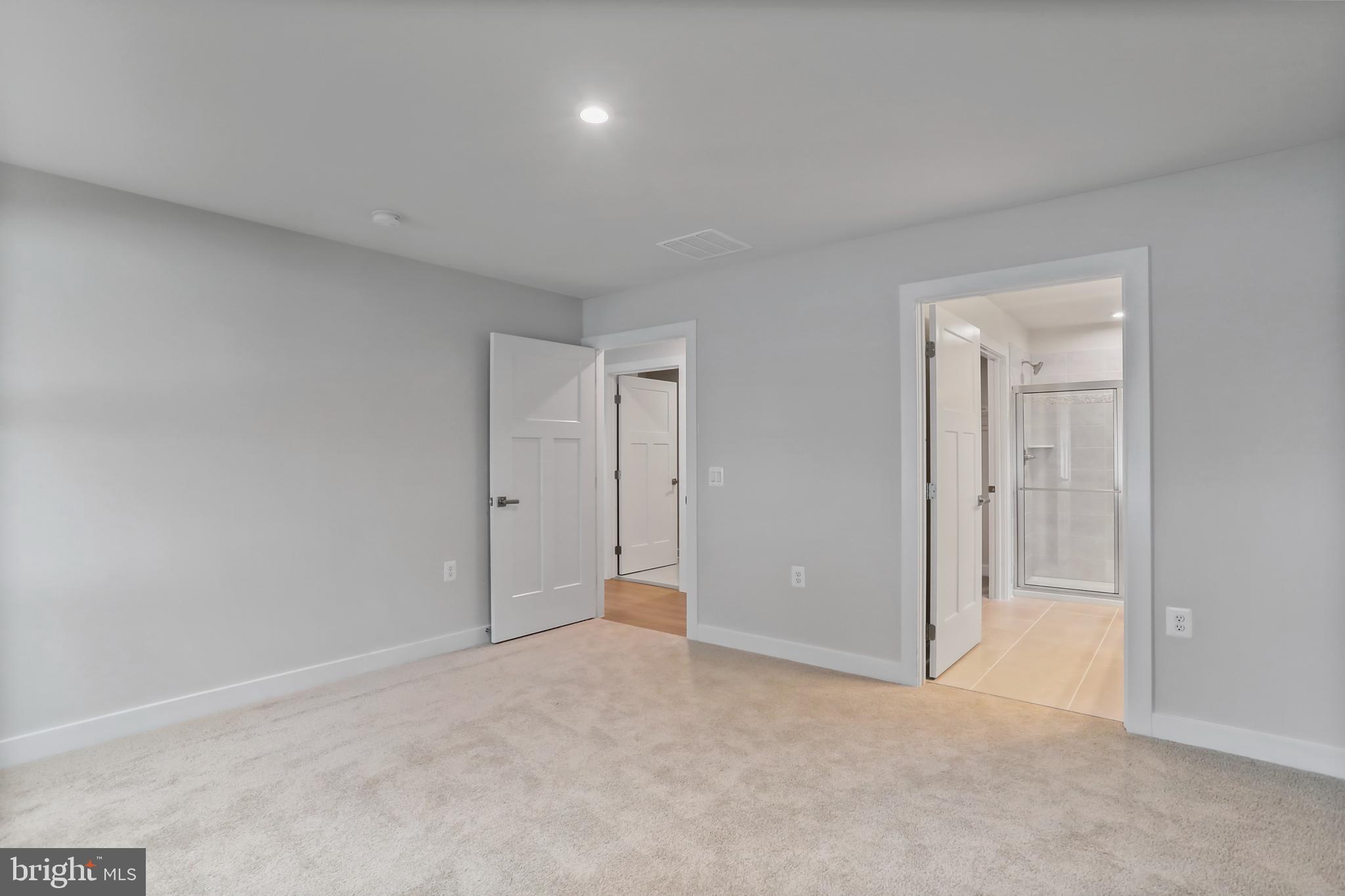 ARCADIA NORTH - Residential