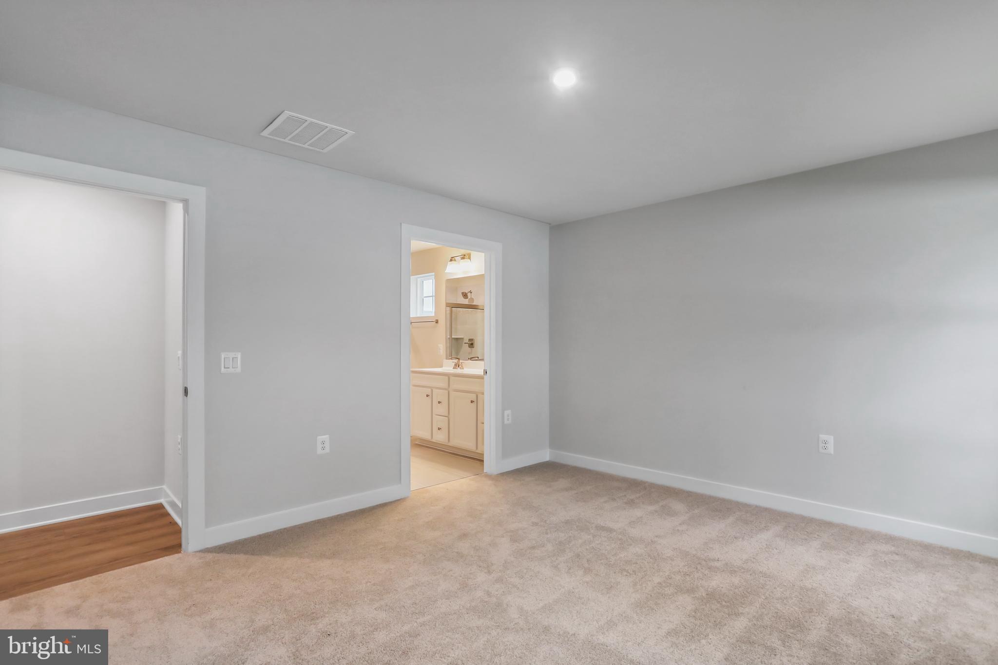 ARCADIA NORTH - Residential