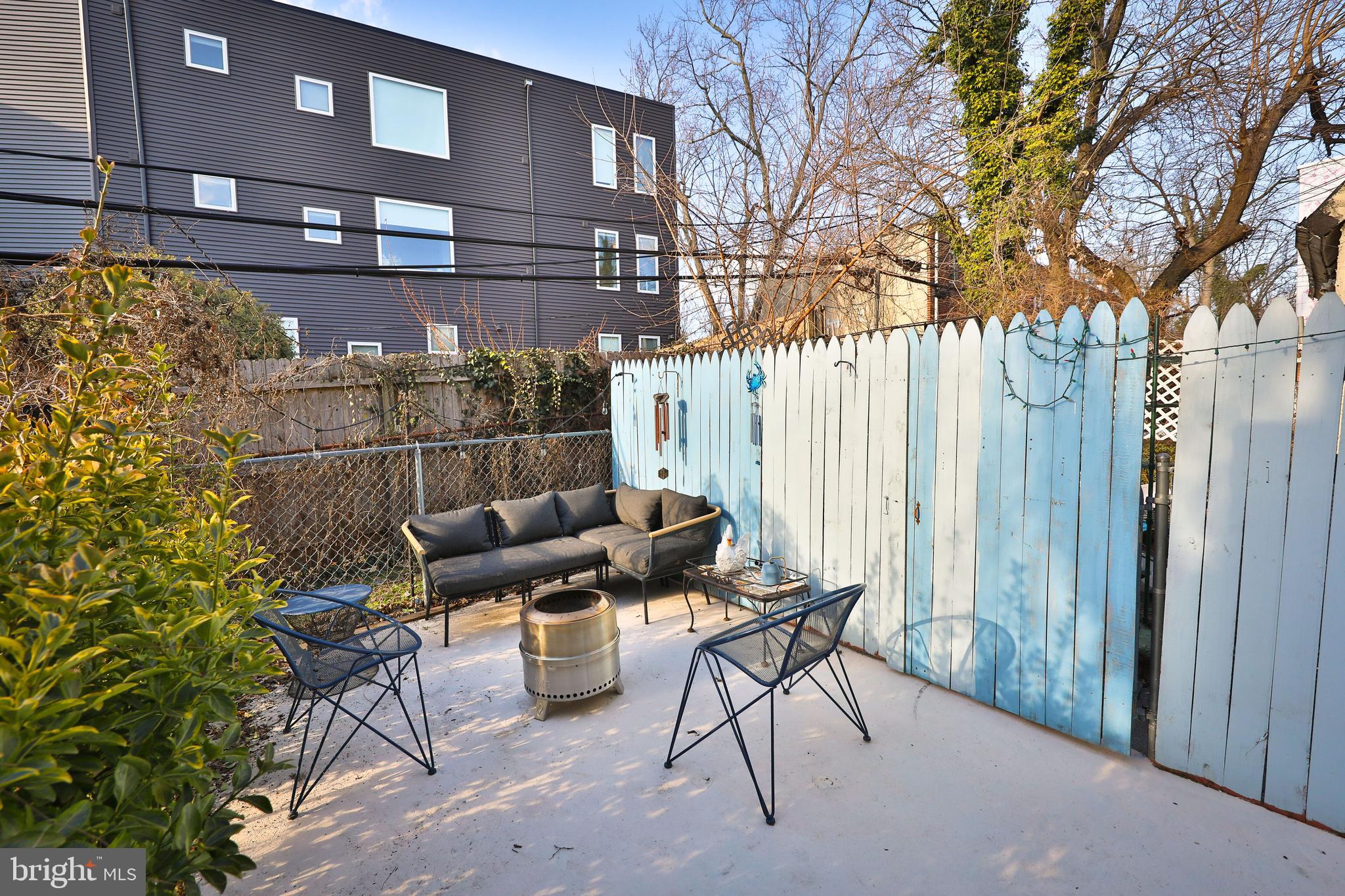 GERMANTOWN (WEST) - Residential