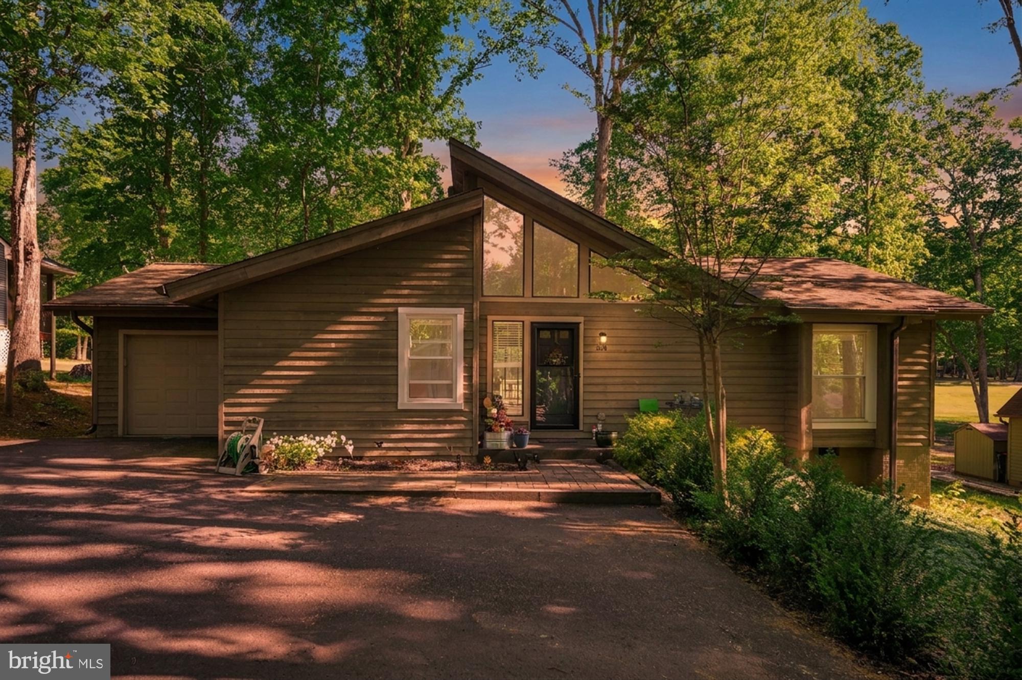 LAKE OF THE WOODS - Residential