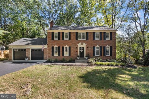 4193 WATERWAY DRIVE DUMFRIES VA 22025